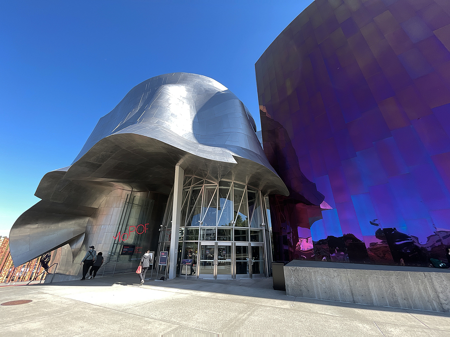 Seattle museum promotes ‘drag-tastic’ summer camp for Seattle kids