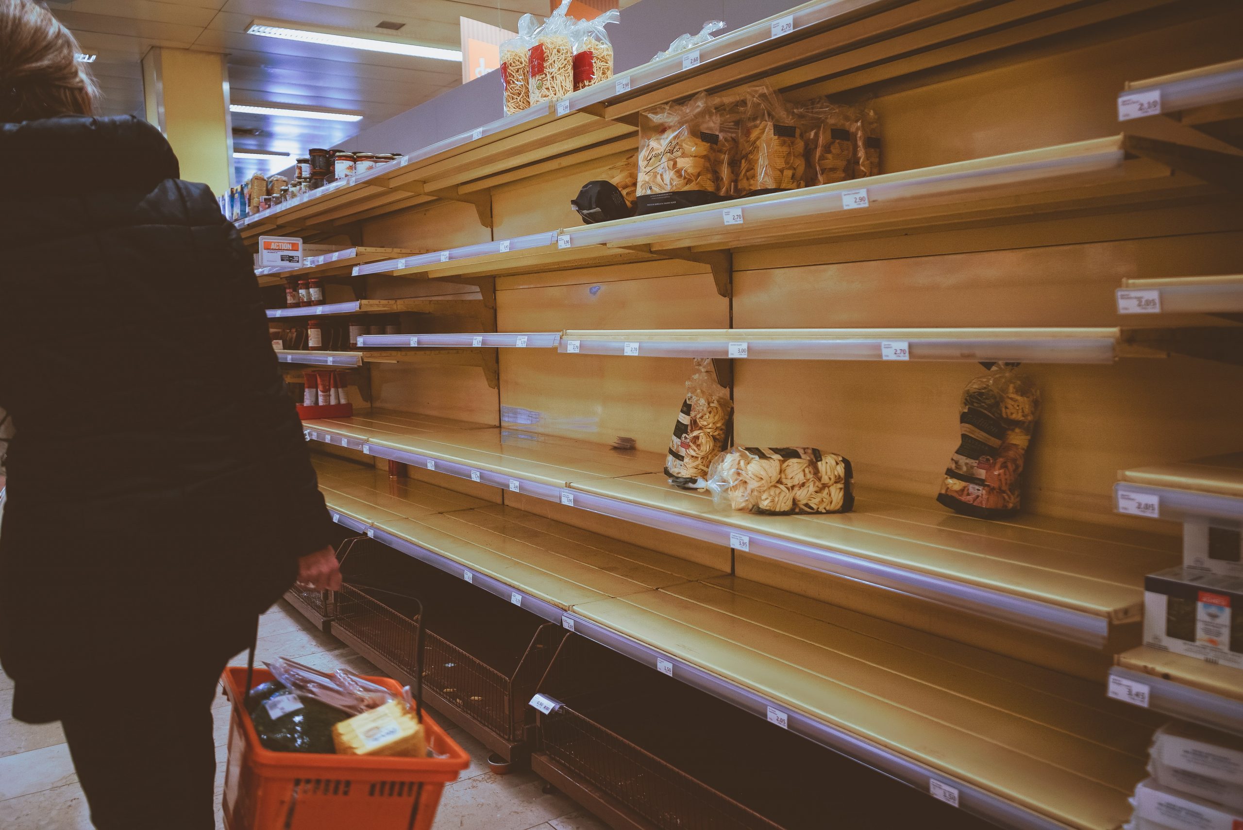 Grocery shelves empty amidst continued supply chain issues