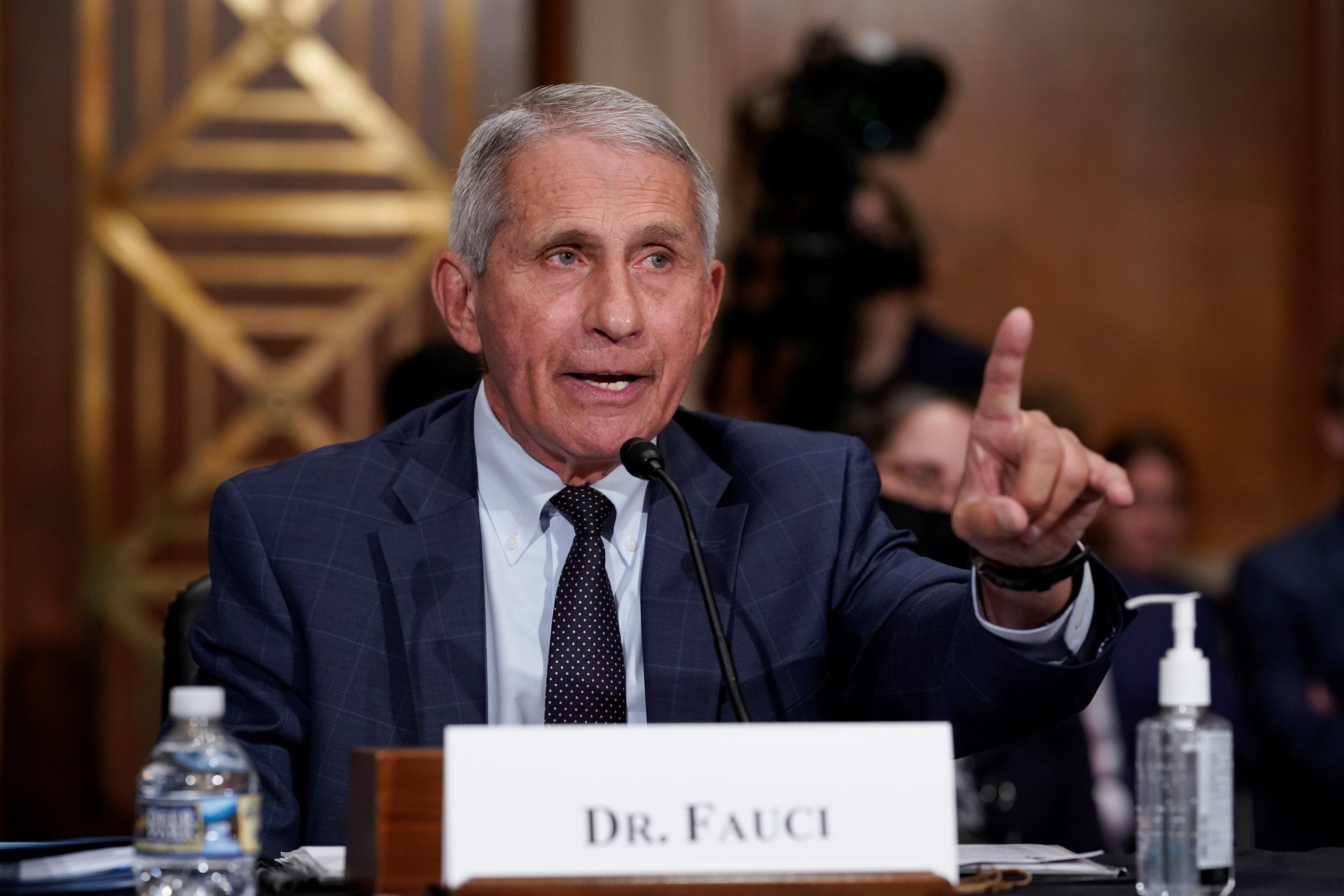 Fauci Has No “Firm Answer” for Why Recovered COVID Patients Should Vaccinate