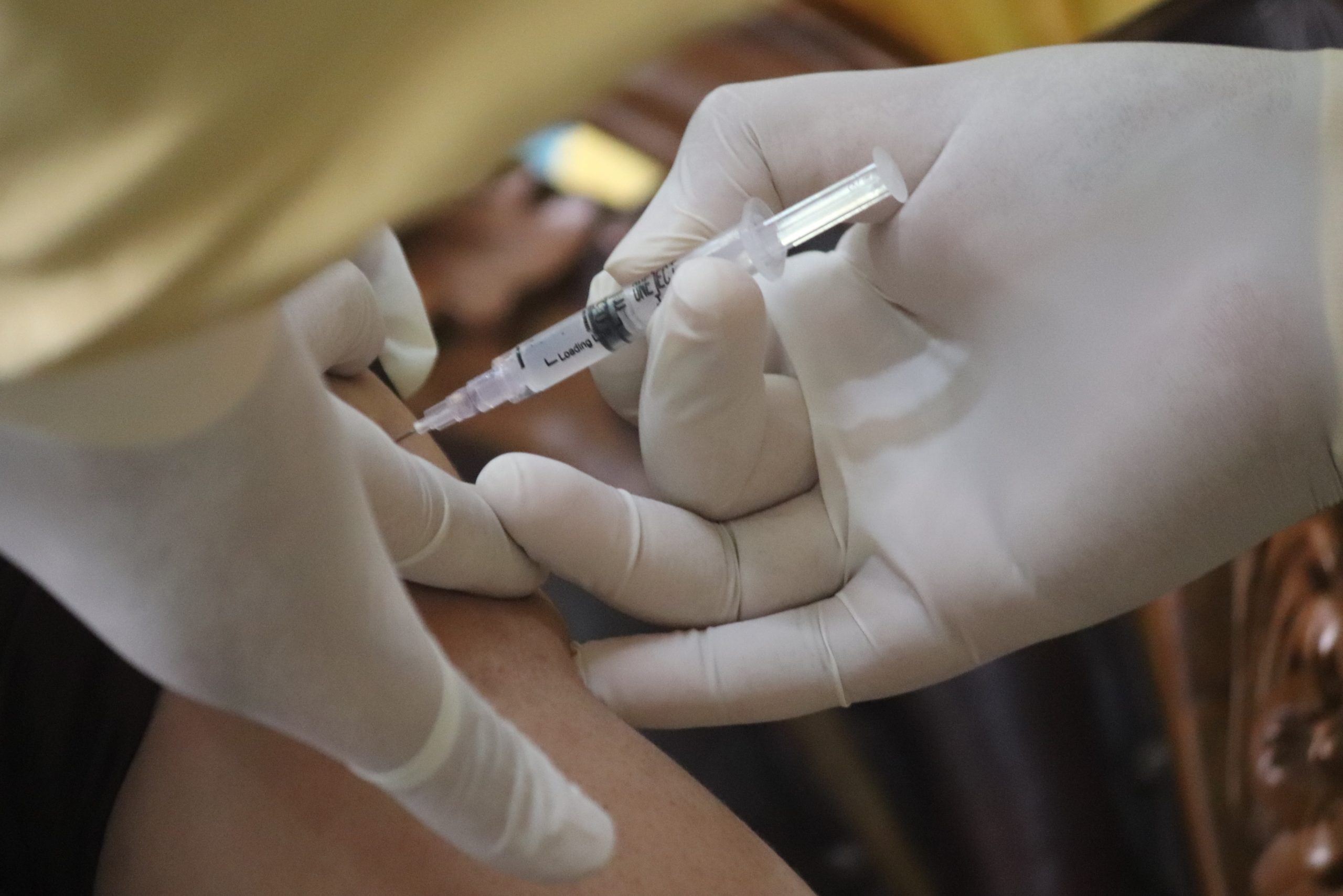 FDA recommends those with natural immunity get vaccinated, fails to provide data