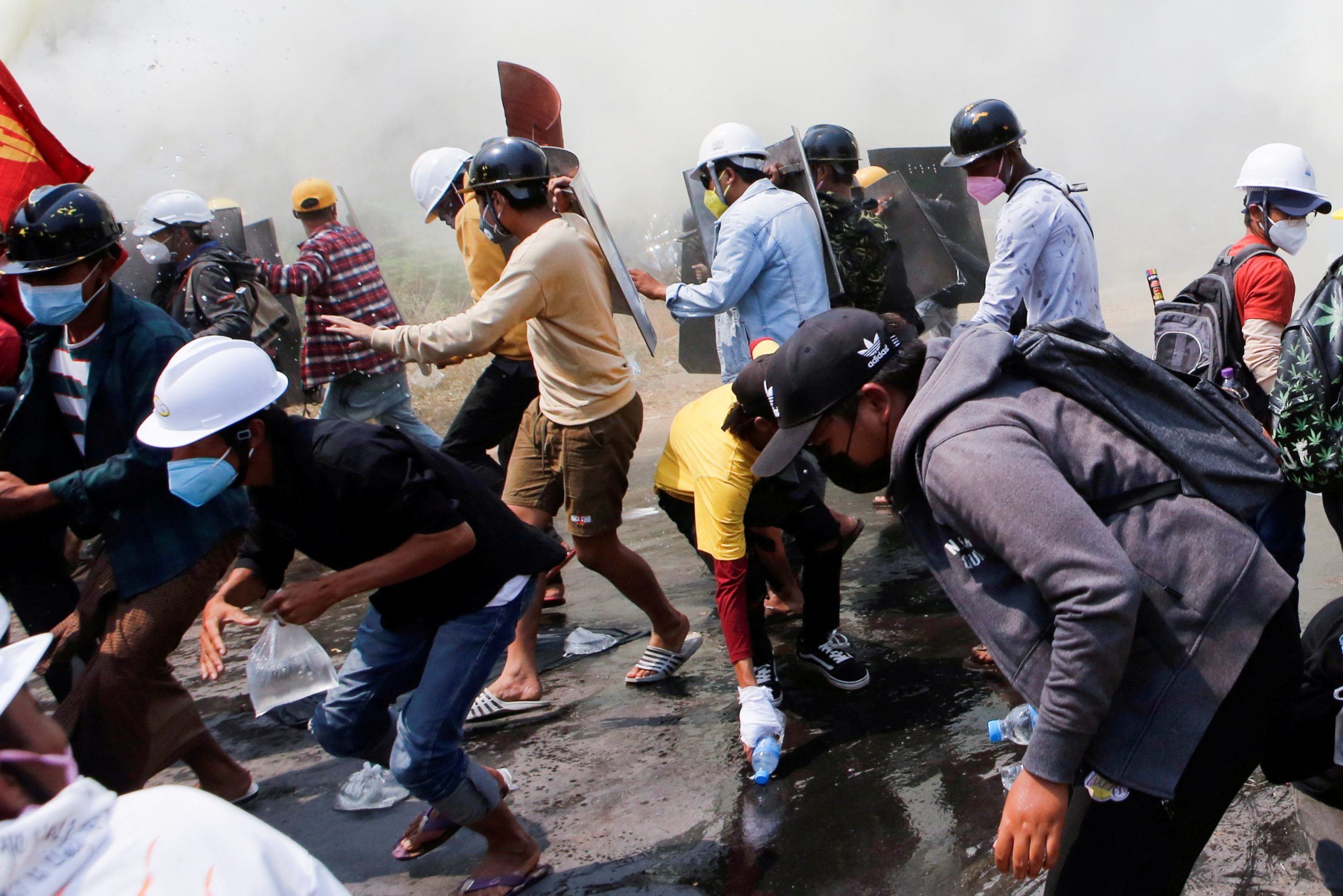 Myanmar Protests Continue, One Democratic Party Member Dies in Custody