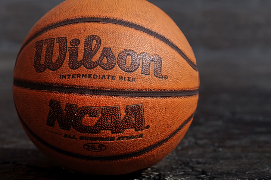 NCAA changes definition of “fully vaccinated” for winter sports season