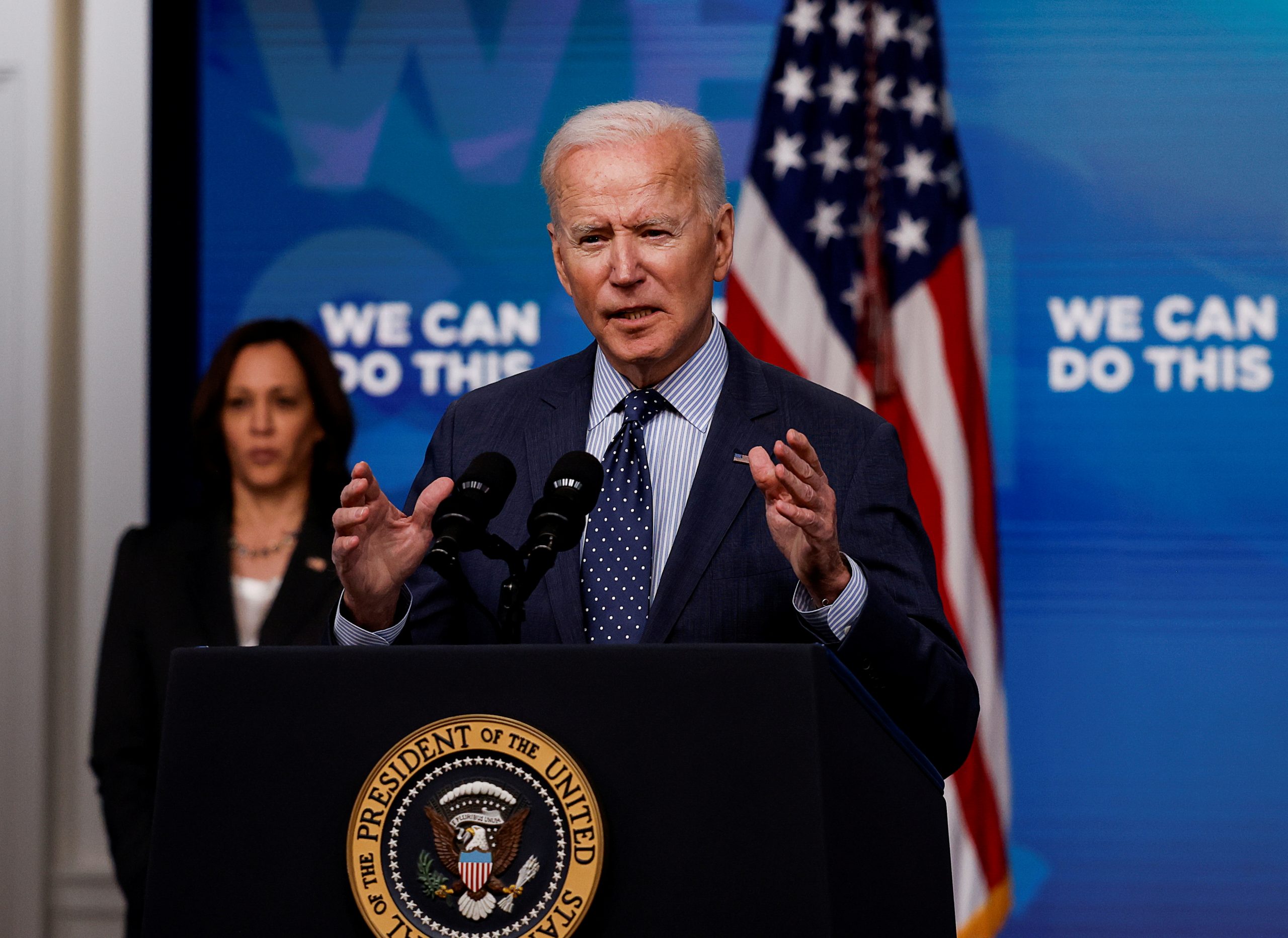 Biden Expands Reach of Trump-Era Ban on Investments in Chinese Defense