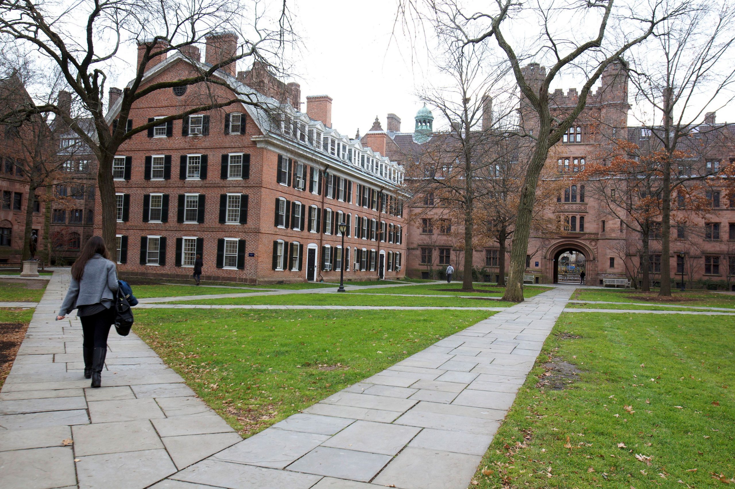 U.S. Drops Lawsuit Over Yale Admissions As Supreme Court Looms