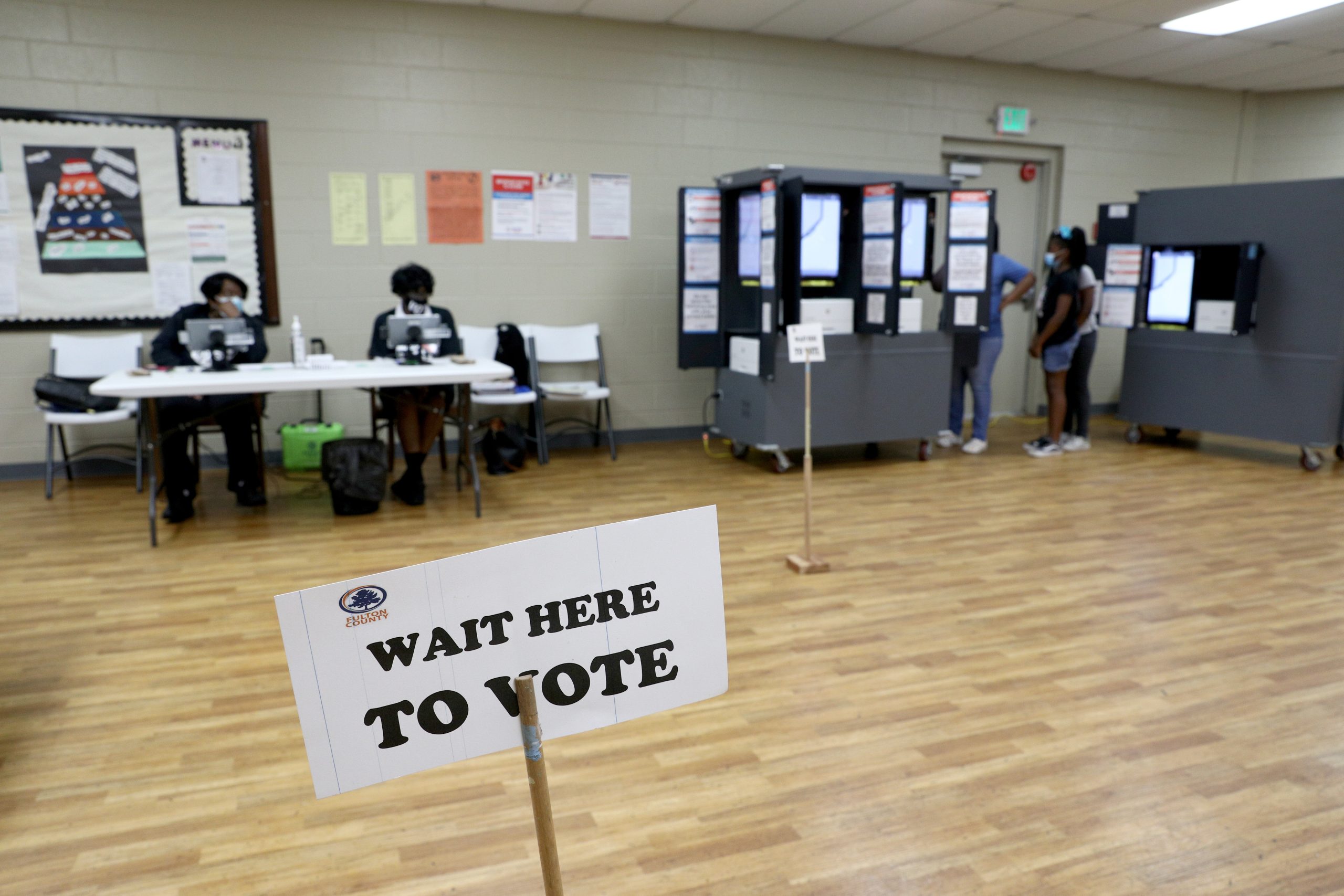 Georgia shatters midterm’s first-day early voting record