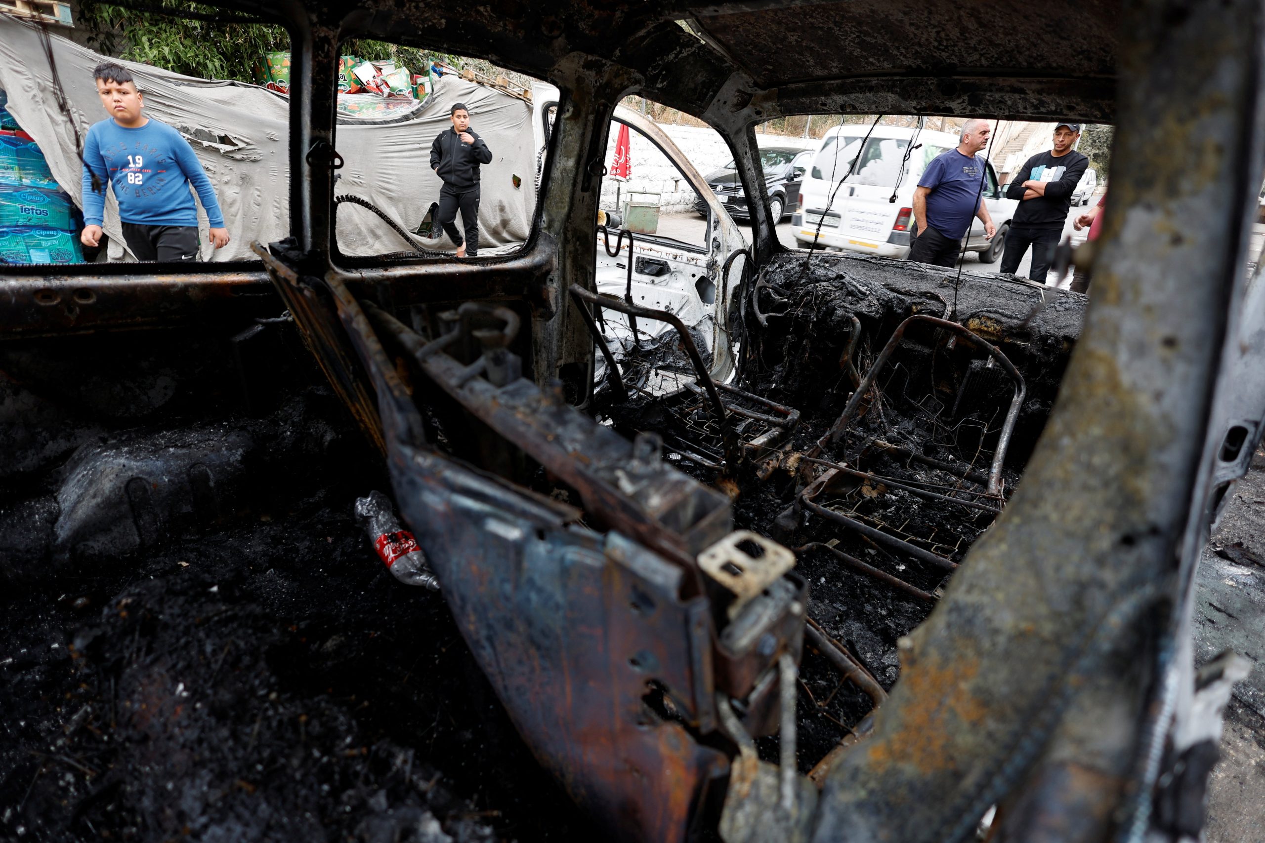 Six Palestinians killed in West Bank clashes with Israeli forces, Palestinians say