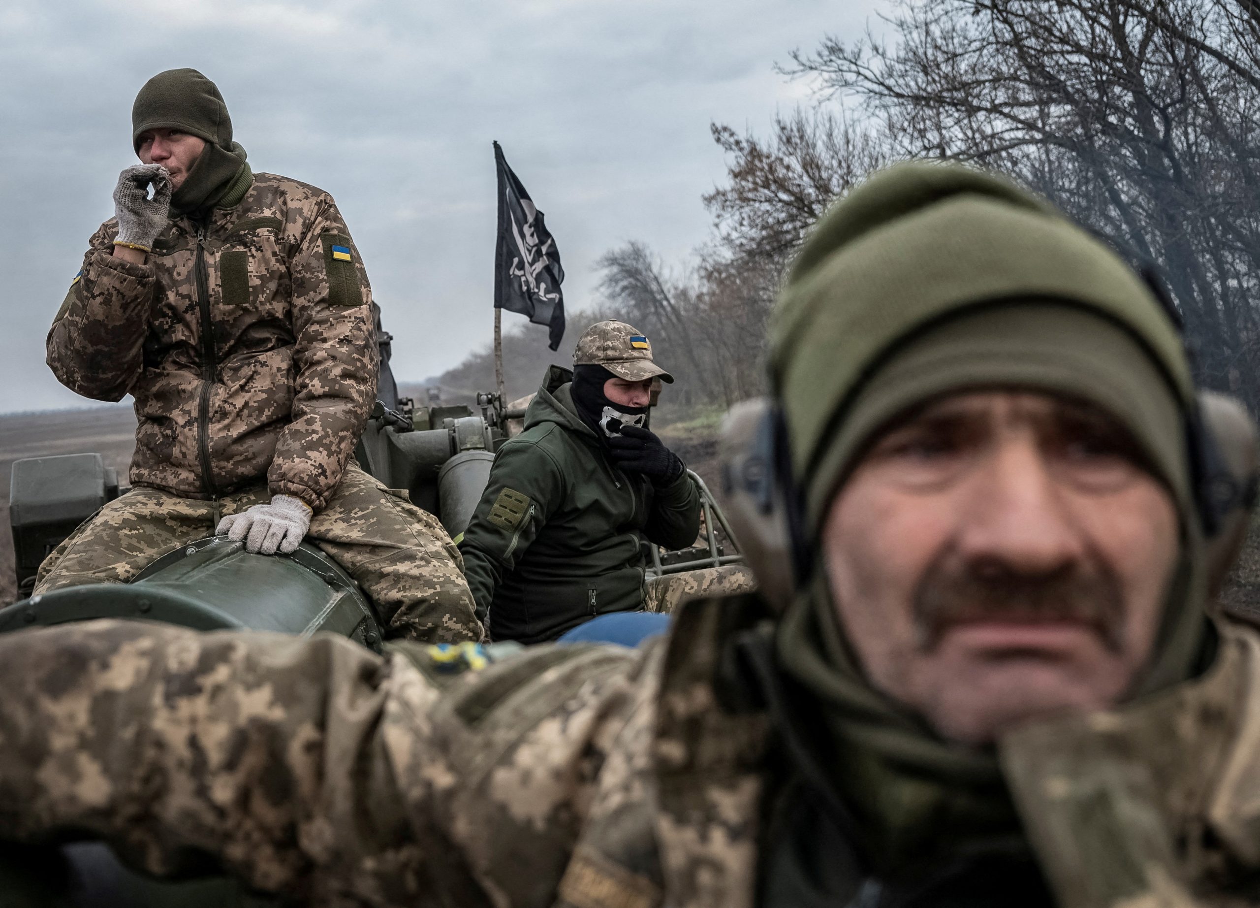 Ukraine update: Kyiv remains wary of Russian pullout; US publicly presses for peace talks