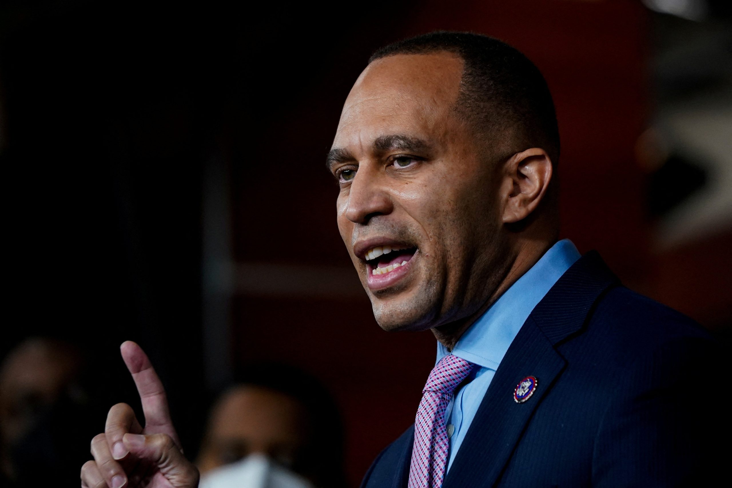 Hakeem Jeffries favored to lead House Democrats after Pelosi exit