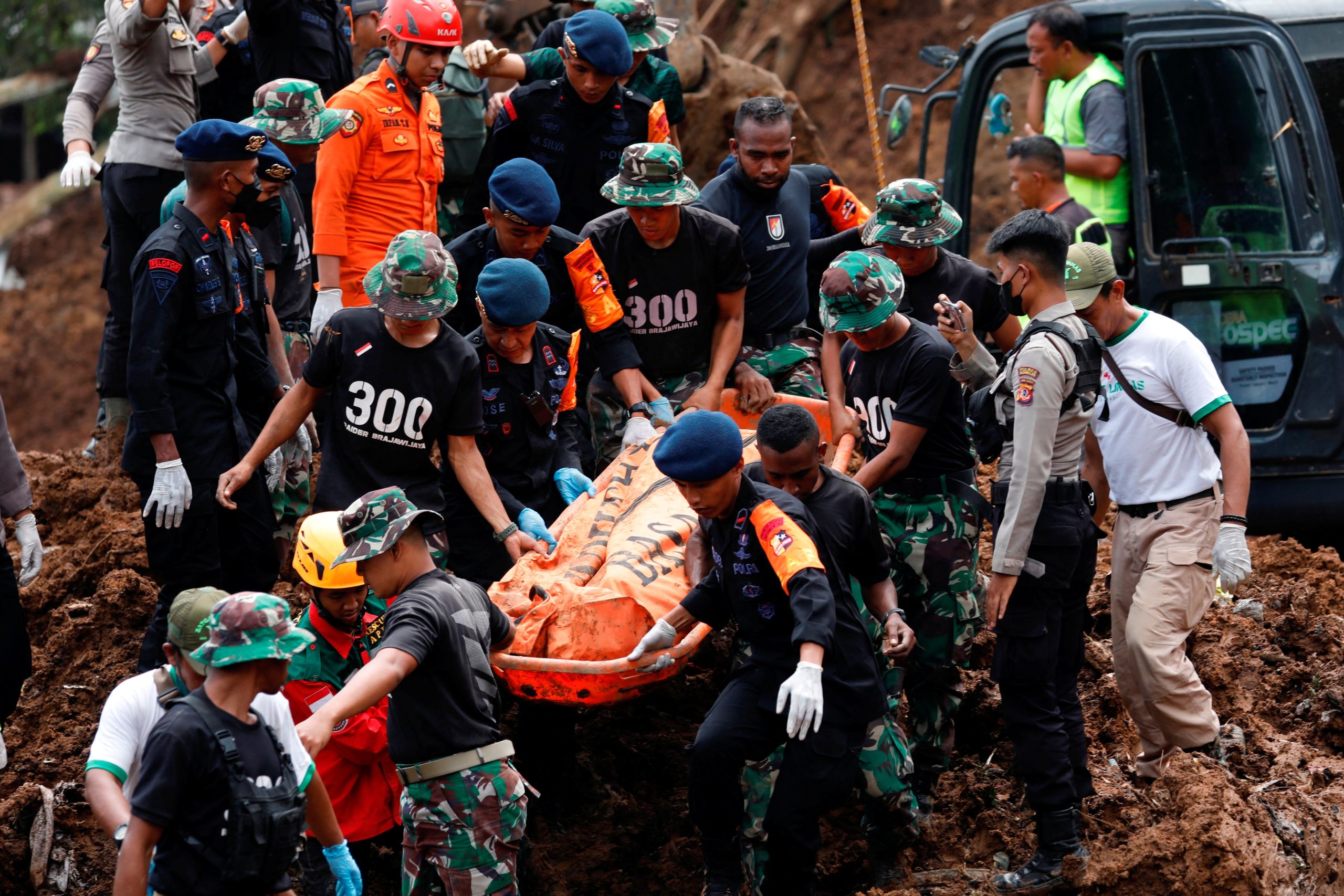 Indonesia quake kills at least 268 people, many of them school children