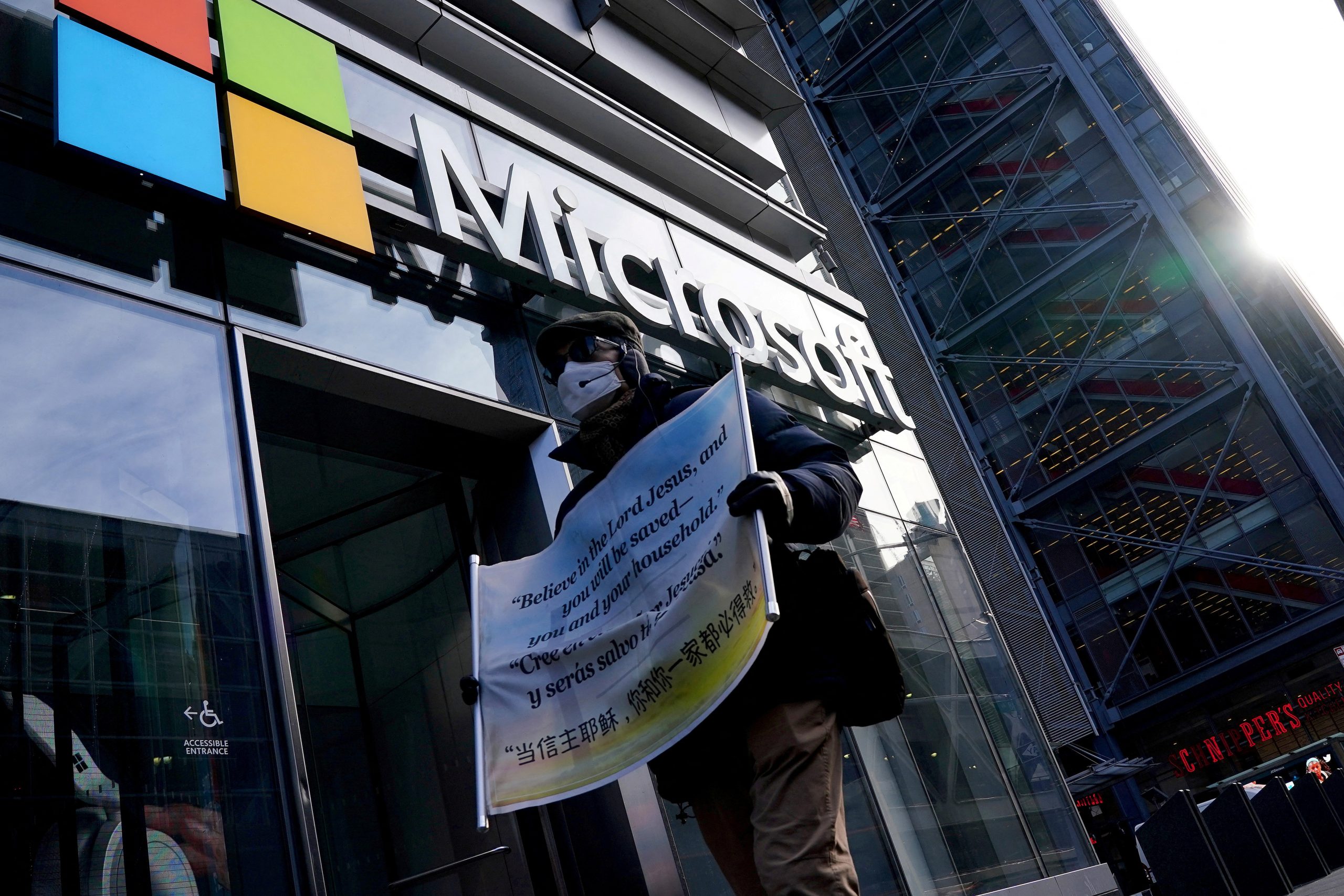 FTC seeks to block Microsoft’s purchase of video game maker Activision