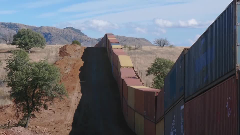 Ducey concedes to Biden admin, will remove Arizona border containers