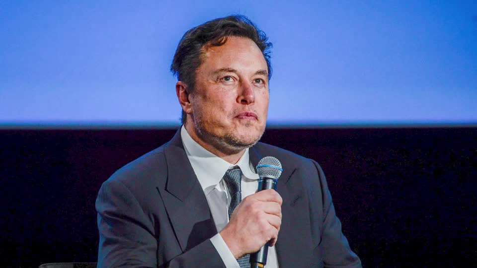 Musk may step down as Twitter CEO following online poll