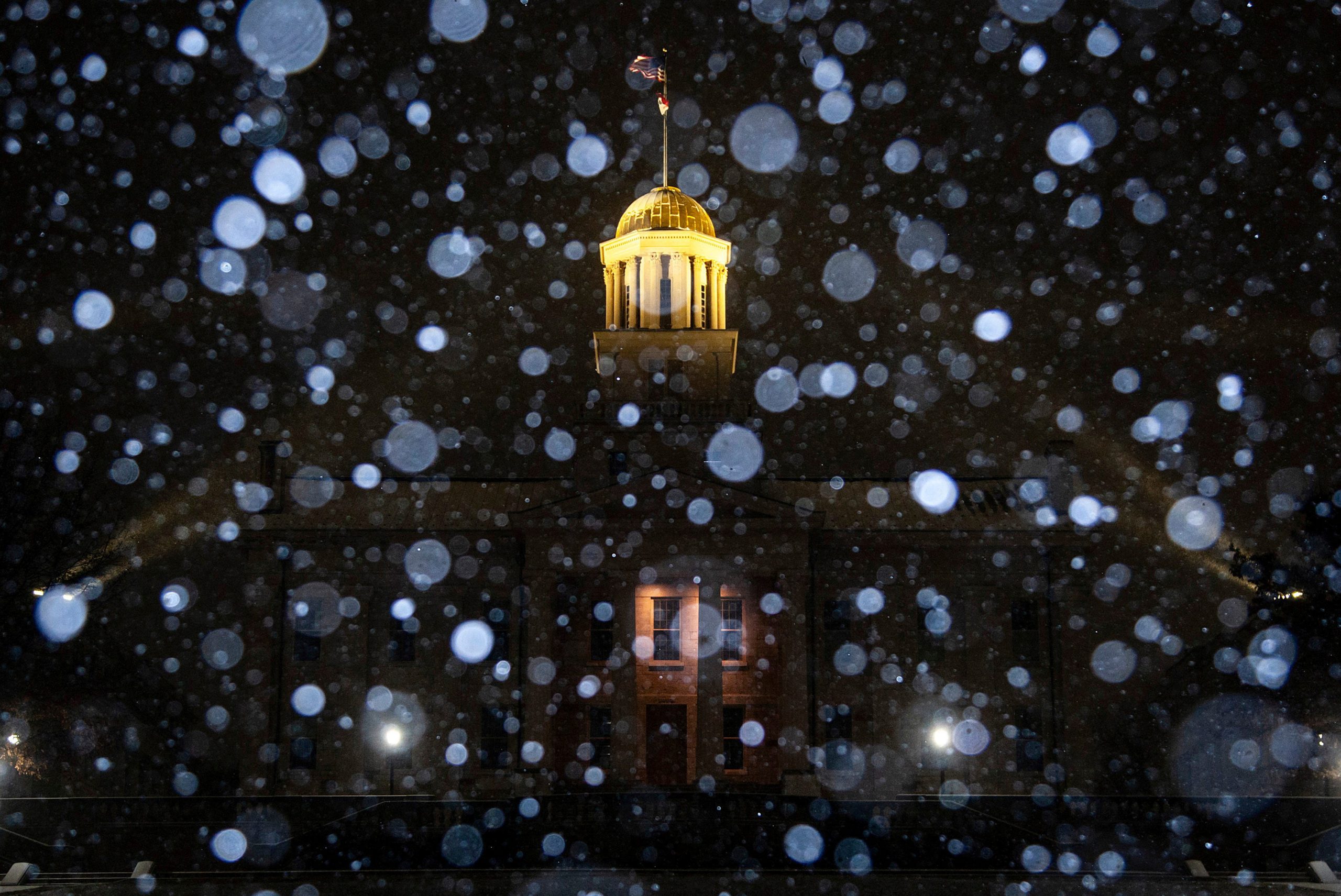 Massive winter storm threatens holiday travel for millions of Americans