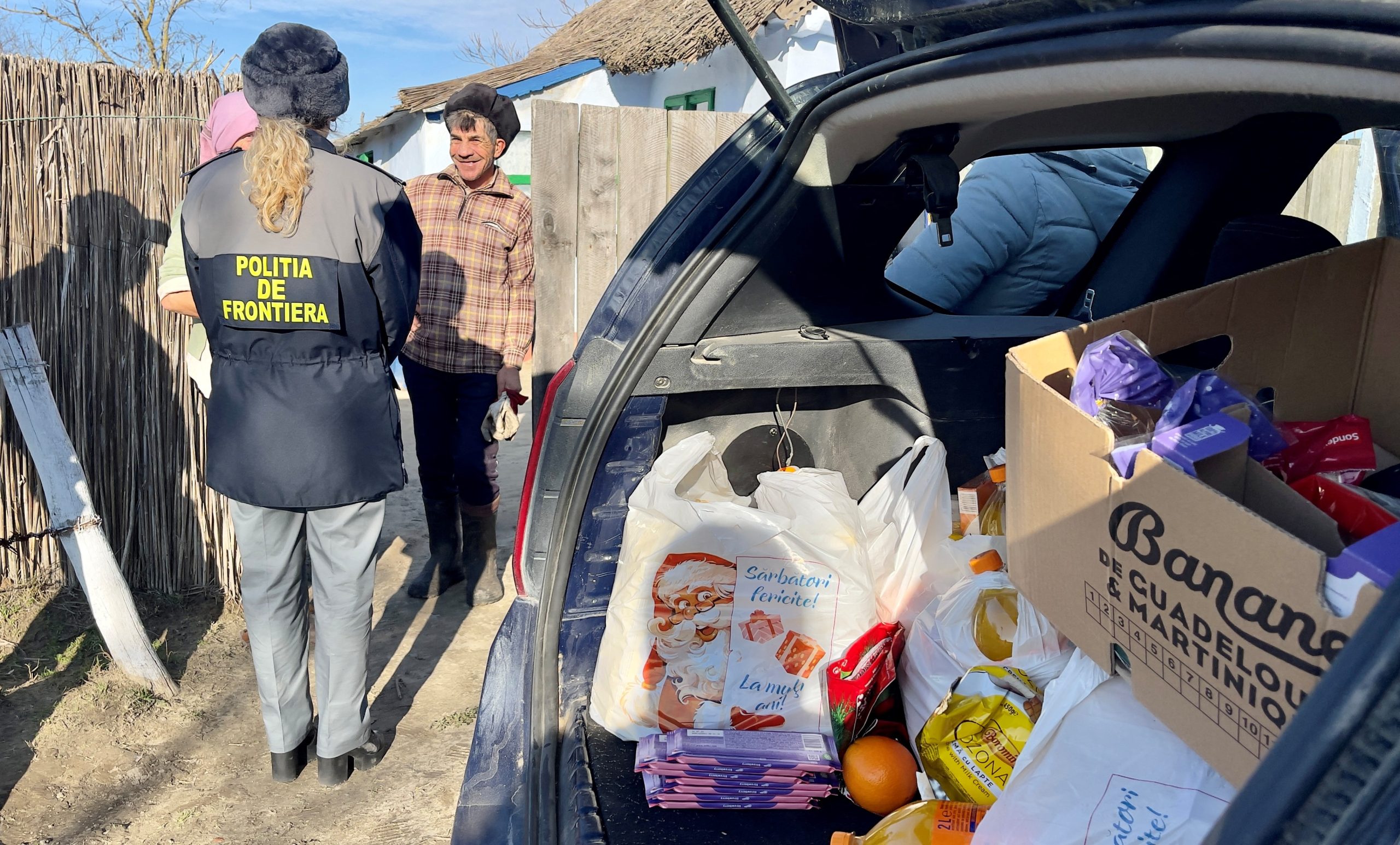 Romanian Coast Guard delivers Christmas gifts to isolated Danube Delta villages