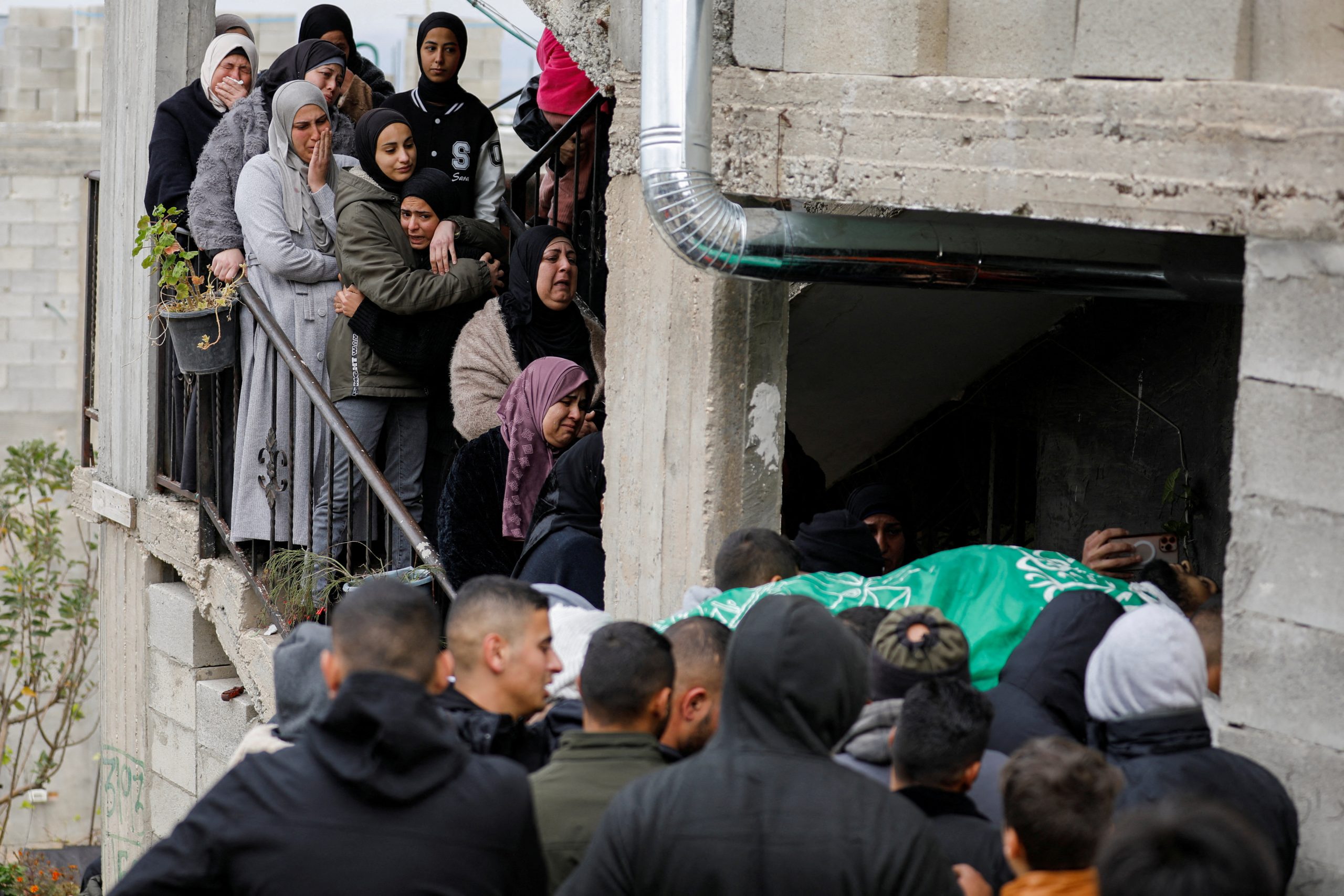 Israeli forces kill two Palestinian gunmen in West Bank clash