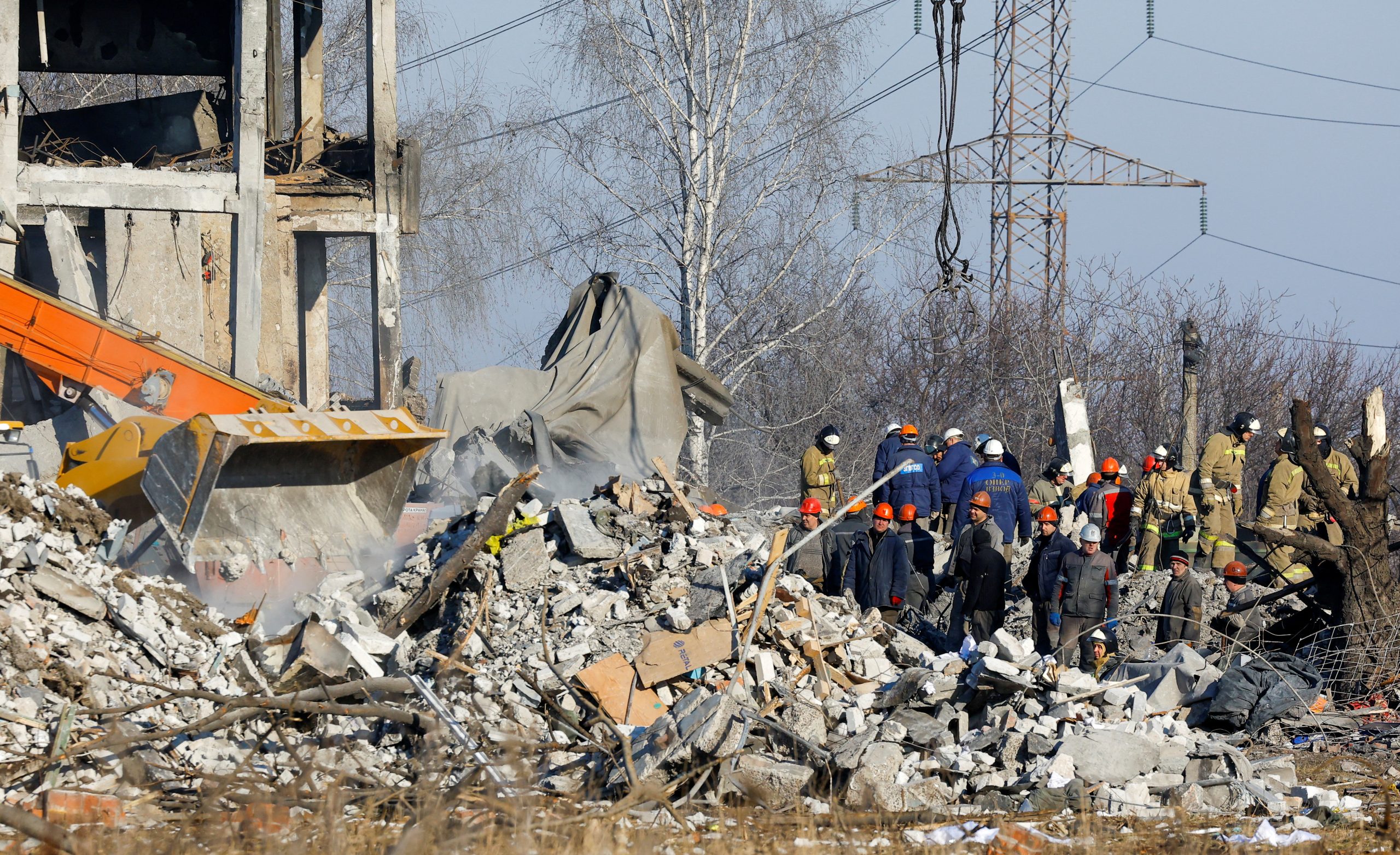 Ukraine update: Russian fury grows in aftermath of deadly strike on military base that killed dozens of troops