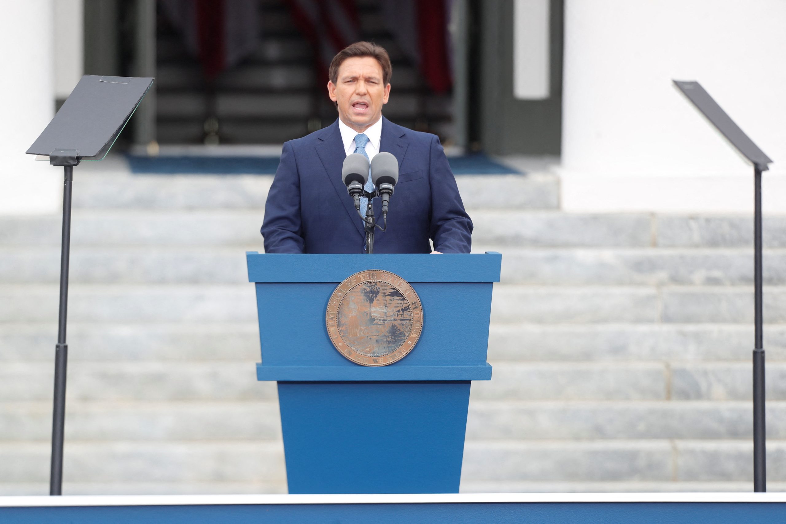 DeSantis defends banning AP course that promotes CRT, ‘queer theory’