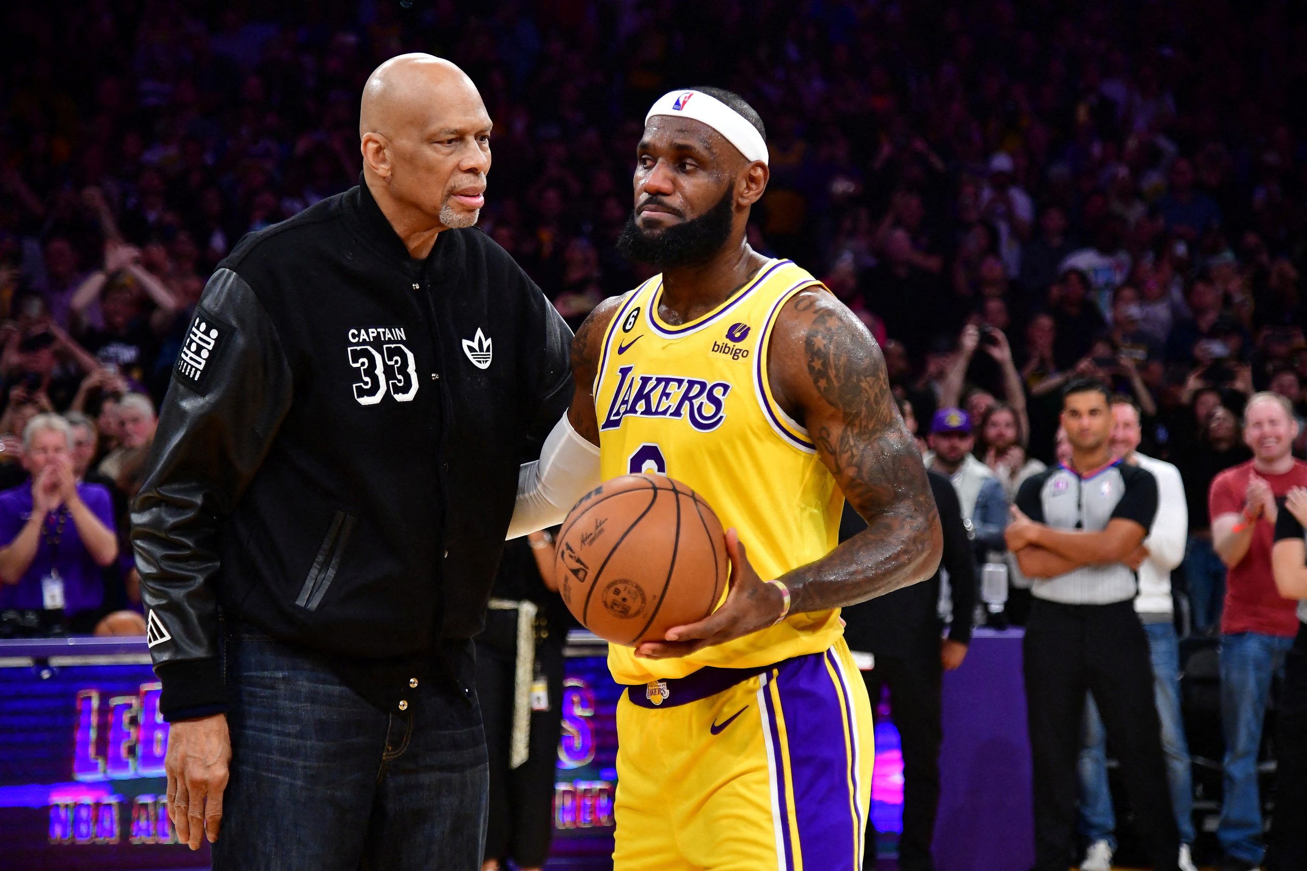 Lebron officially passes Kareem Abdul-Jabbar to claim all-time NBA scoring record