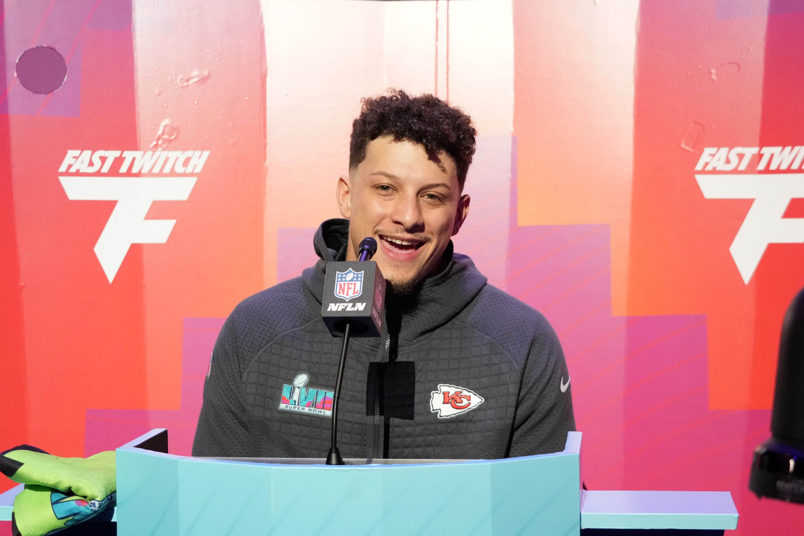 Super Bowl Preview, Mahomes wins MVP