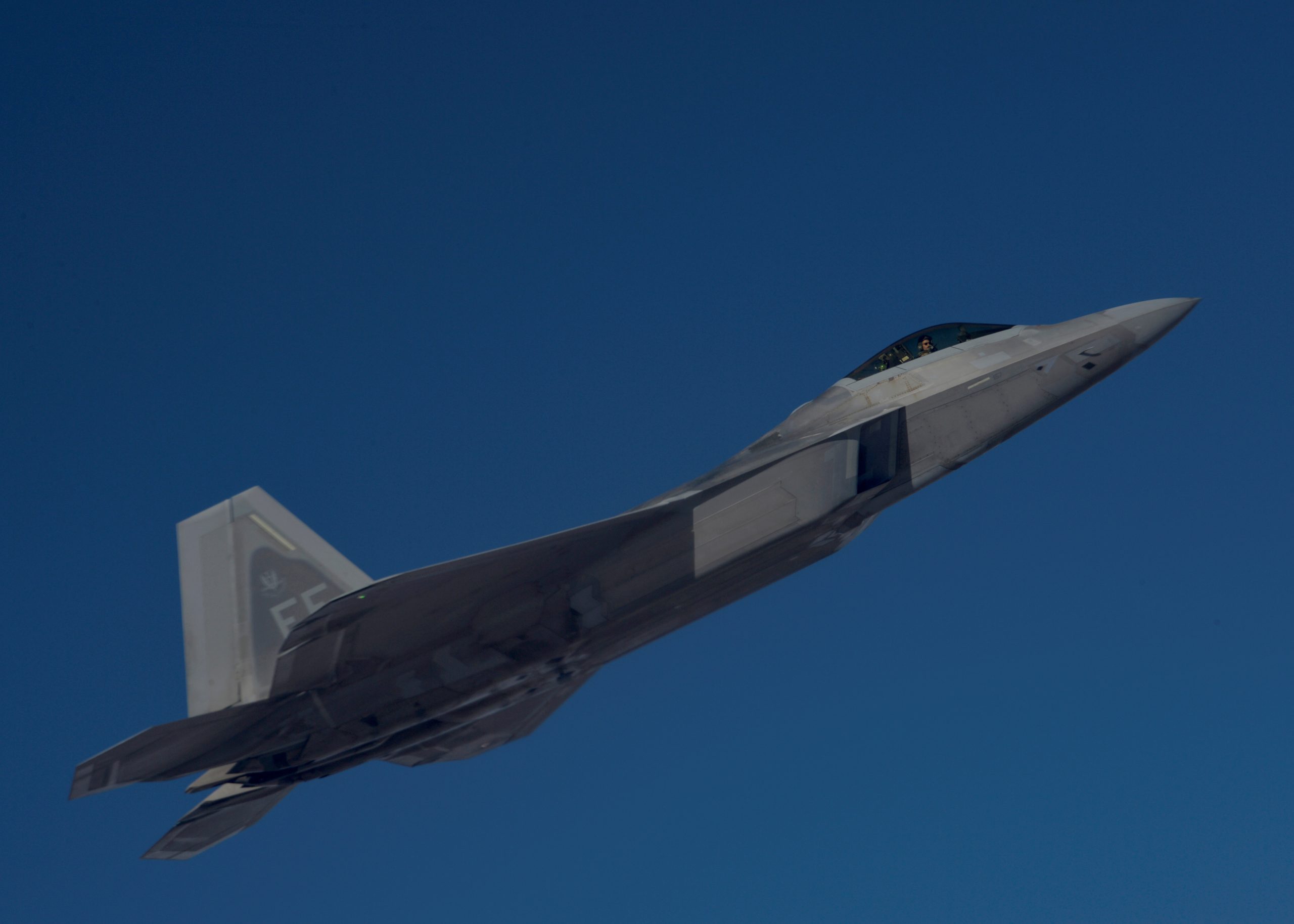 US deploys F-22 Raptors to western Pacific amidst growing China tensions