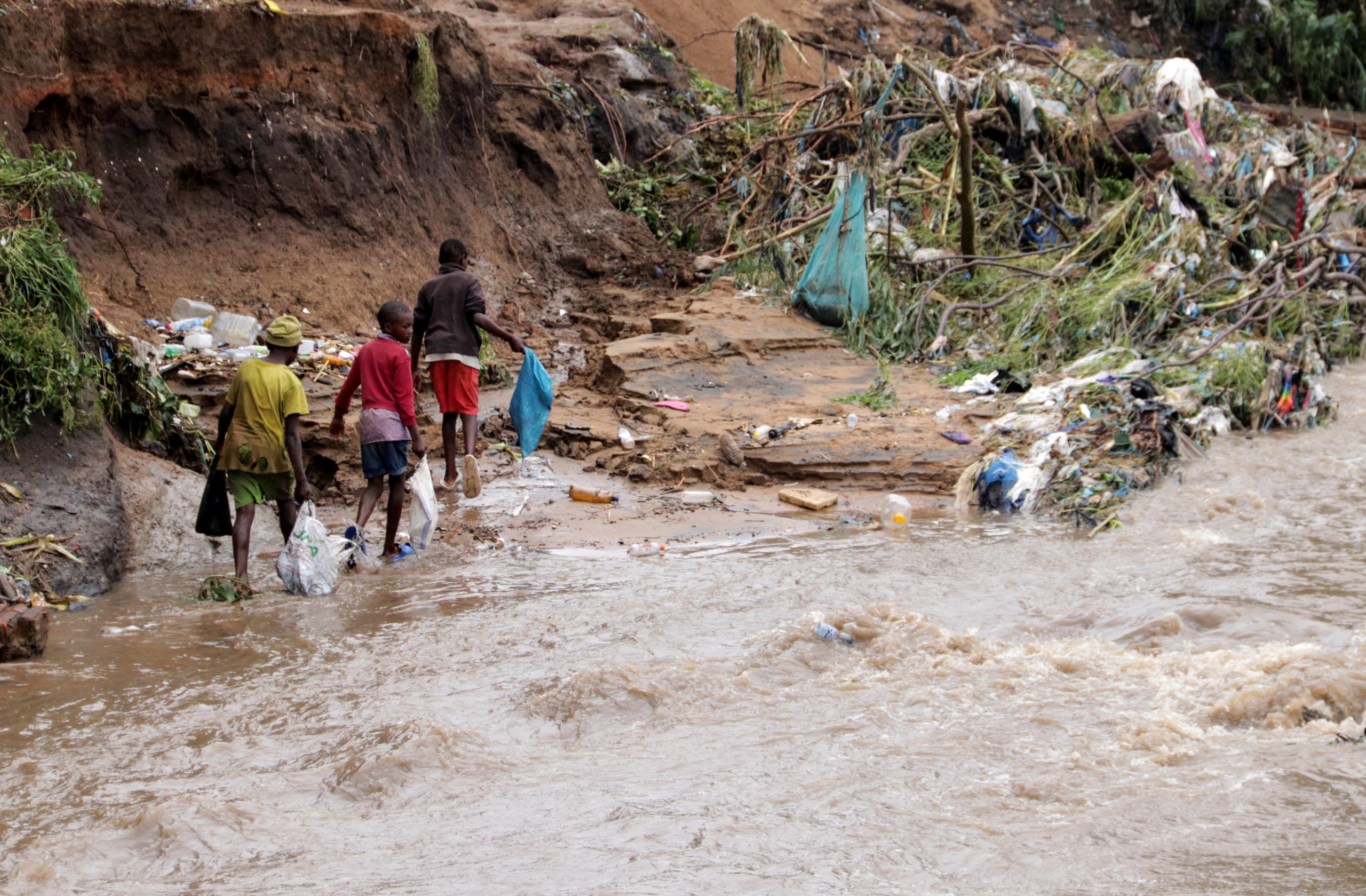 Survivors in shock as Cyclone Freddy toll passes 400 in Malawi, Mozambique