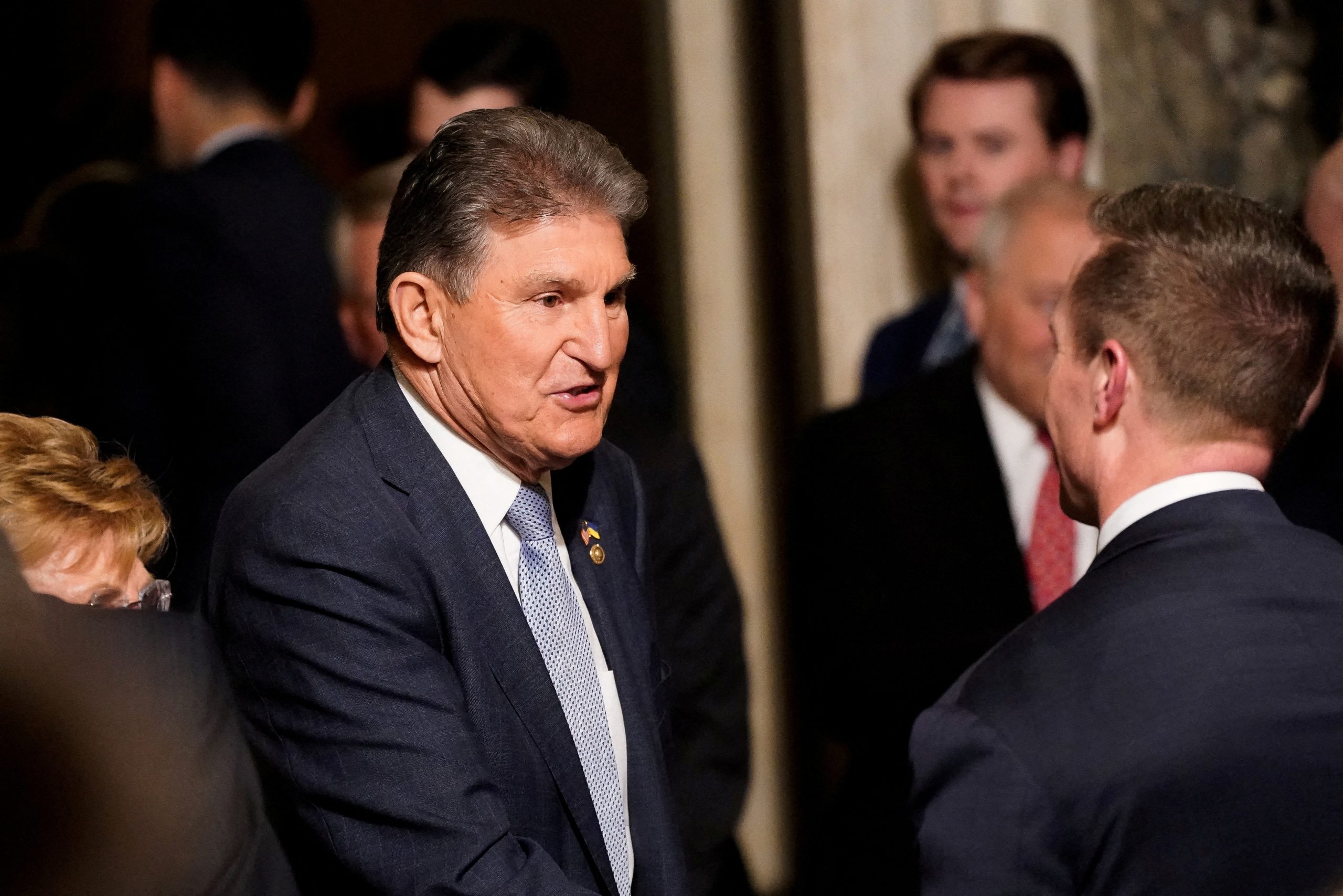 Manchin says he will fight to undo Inflation Reduction Act if Biden continues anti-fossil-fuel agenda