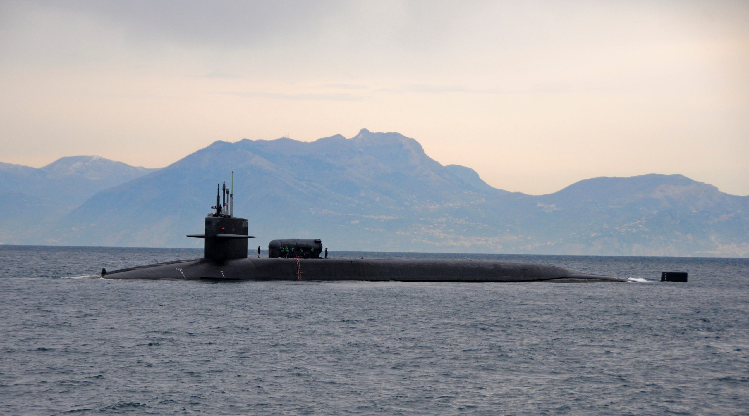 U.S. Navy sends guided-missile submarine to Middle East – statement