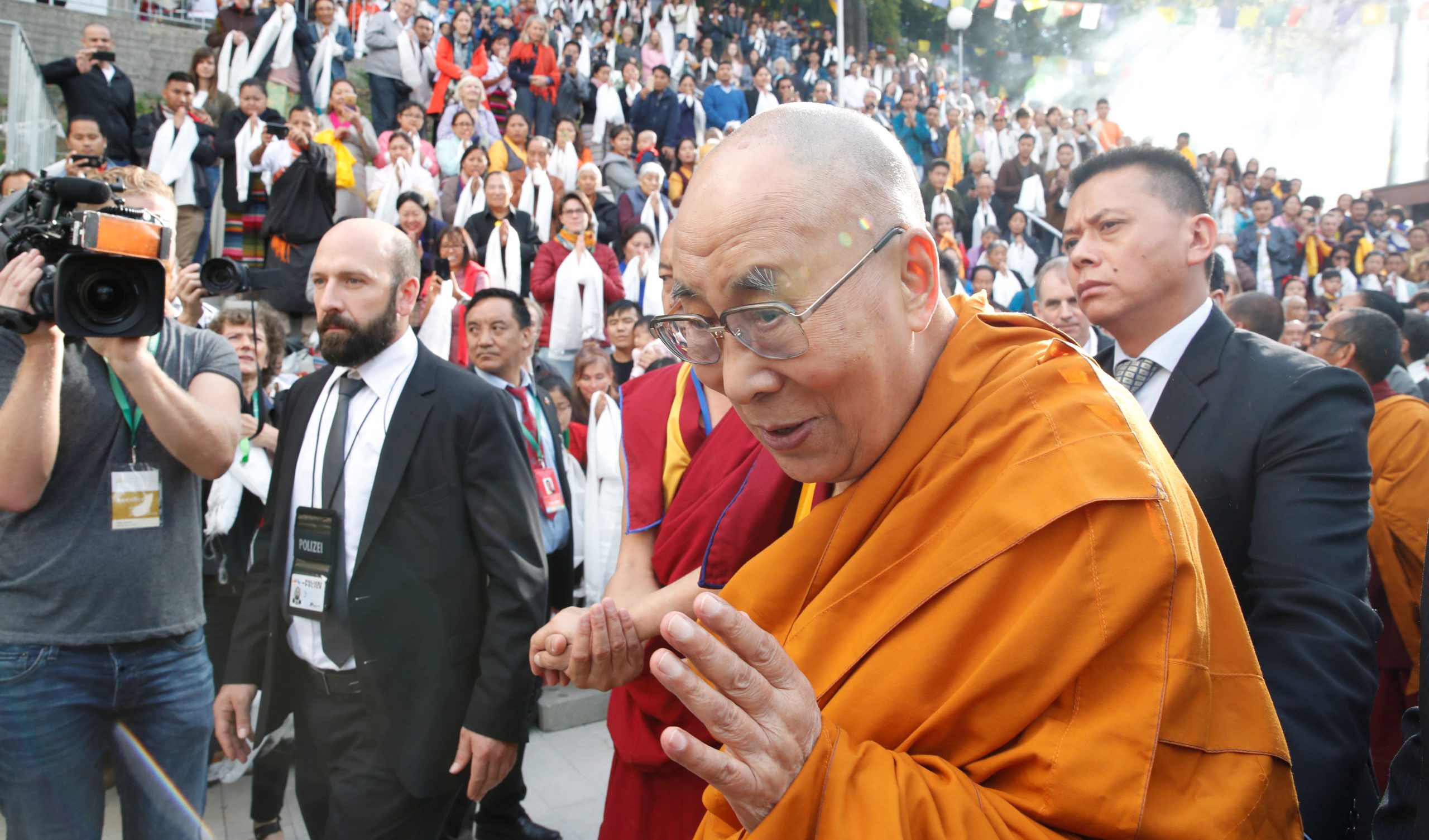 Dalai Lama apologizes after video asking young boy to ‘suck my tongue’