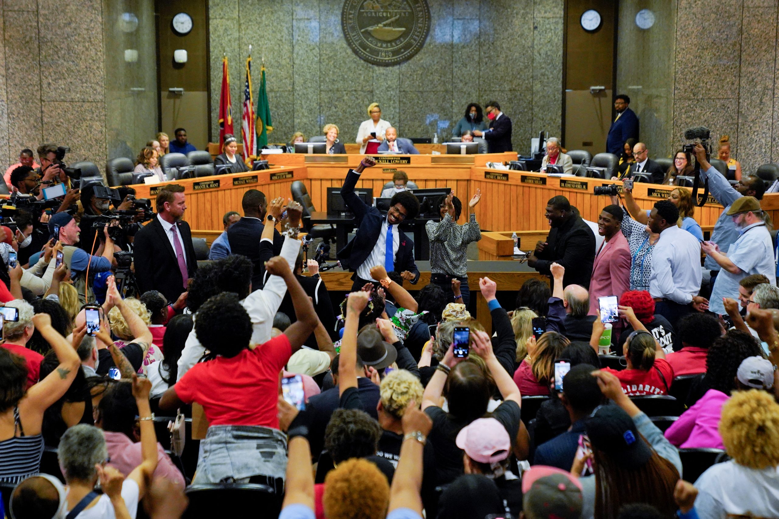 Justin Pearson sworn back in to Tennessee statehouse