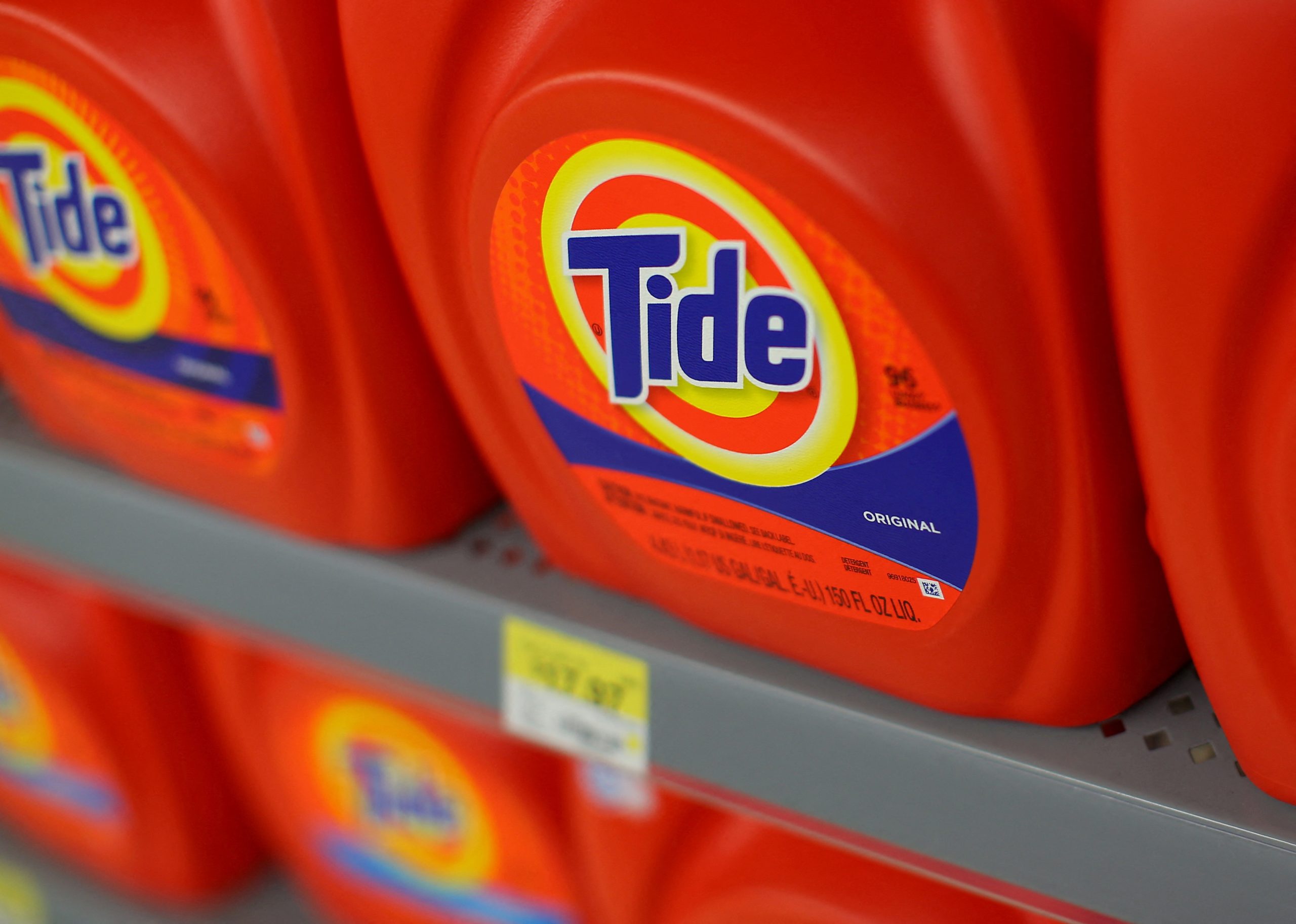 Falling Tide: Detergent manufacturer offering discounts as consumer interest wanes