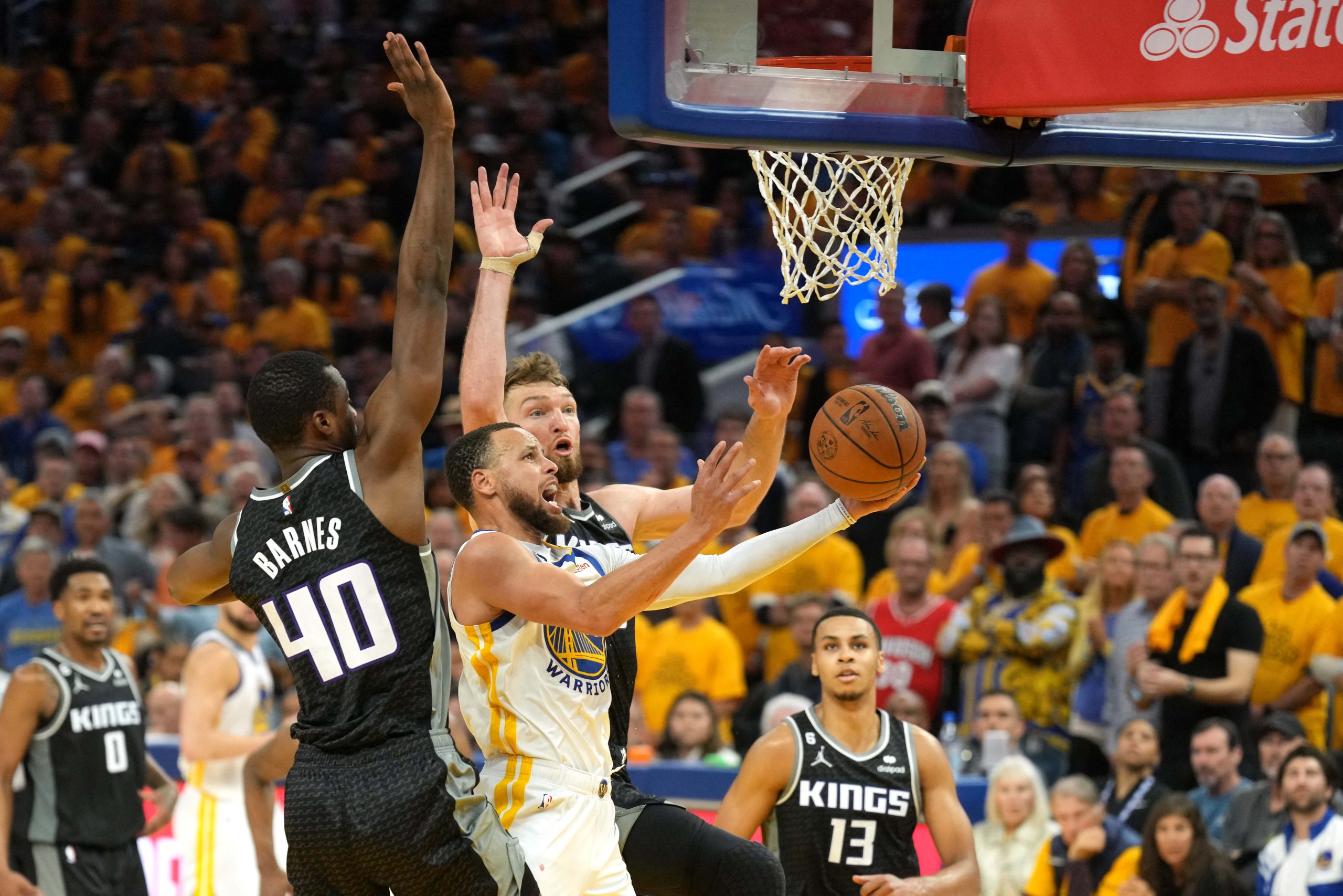 Steph Curry scores 50, Warriors survive Game 7