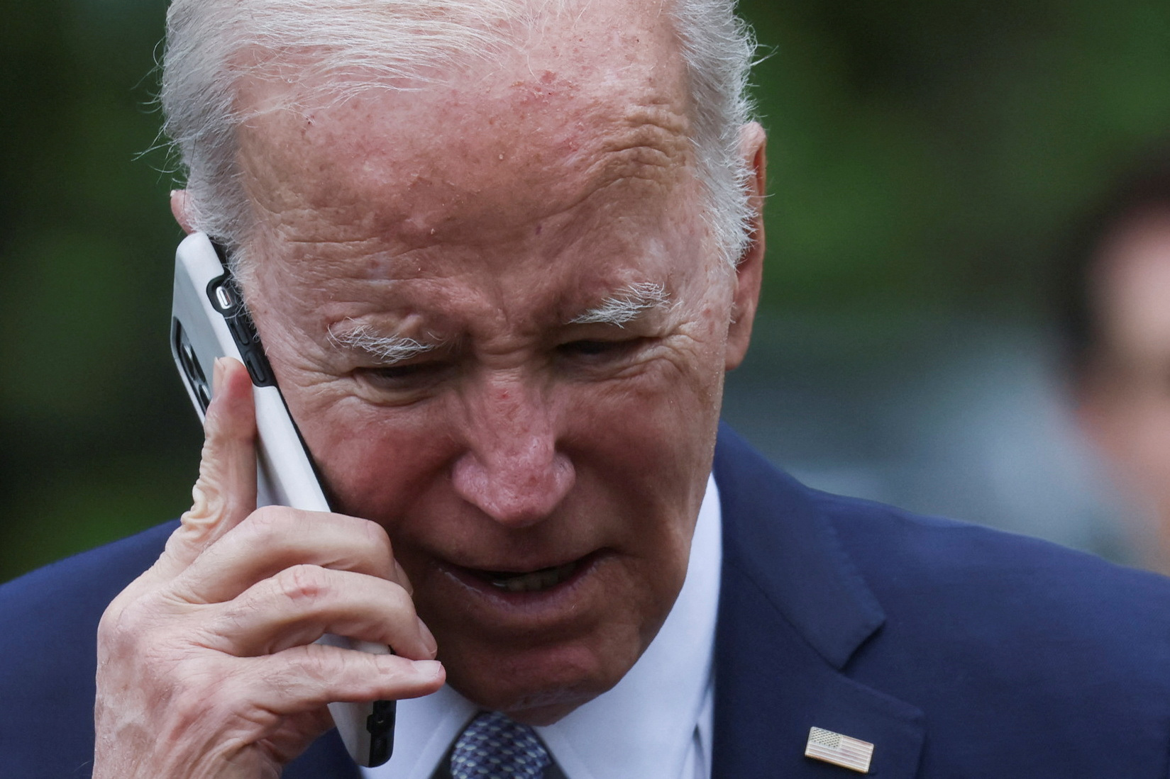 Grassley, Comer subpoena FBI saying it holds Biden smoking gun 