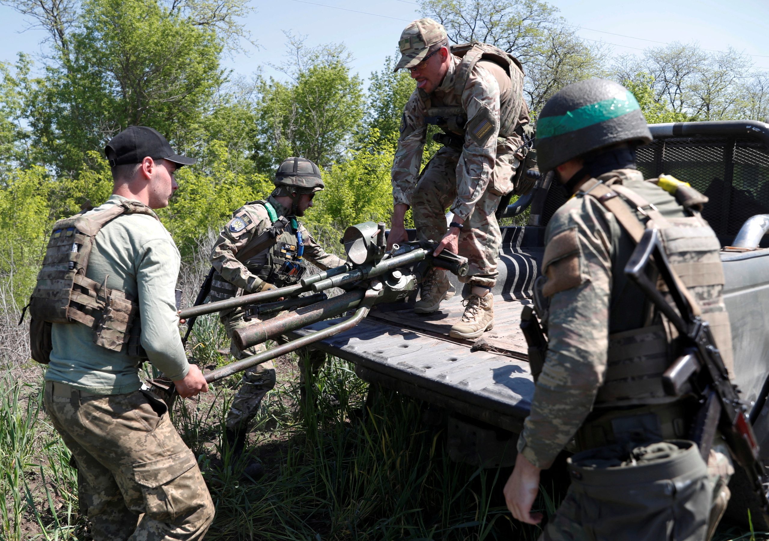 Ukraine update: Moscow, Kyiv report overnight attacks