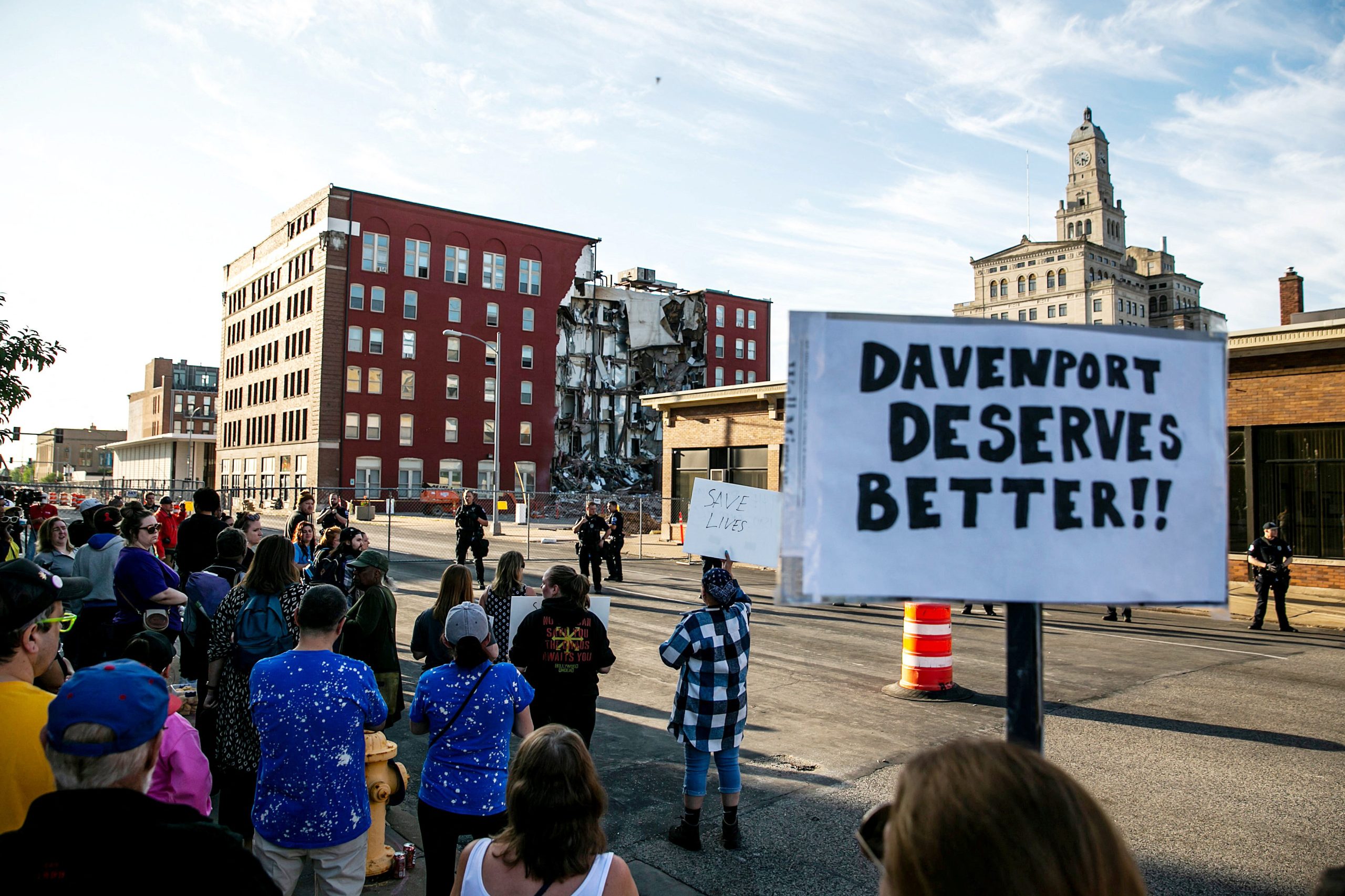 Two people still missing from Iowa building collapse