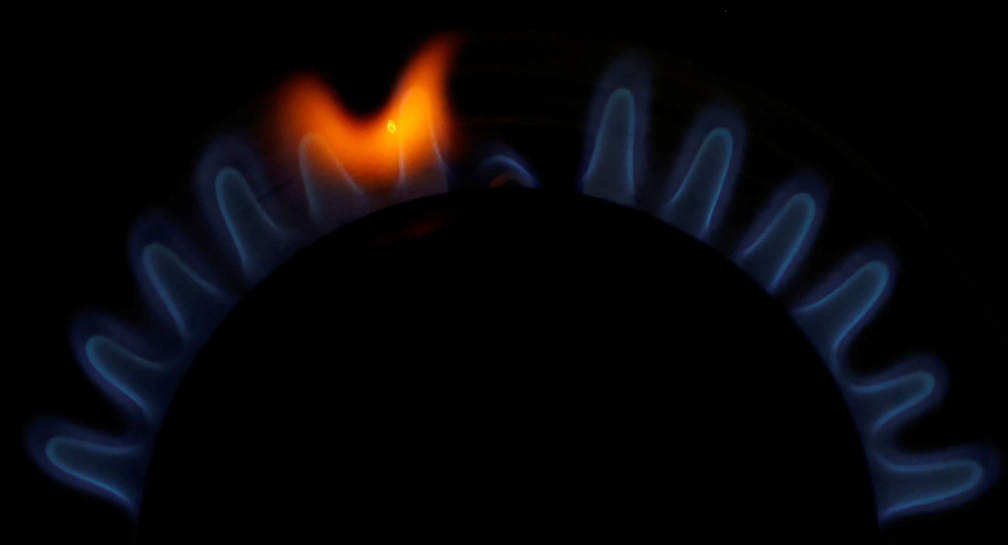 Gas stove protection bill passes