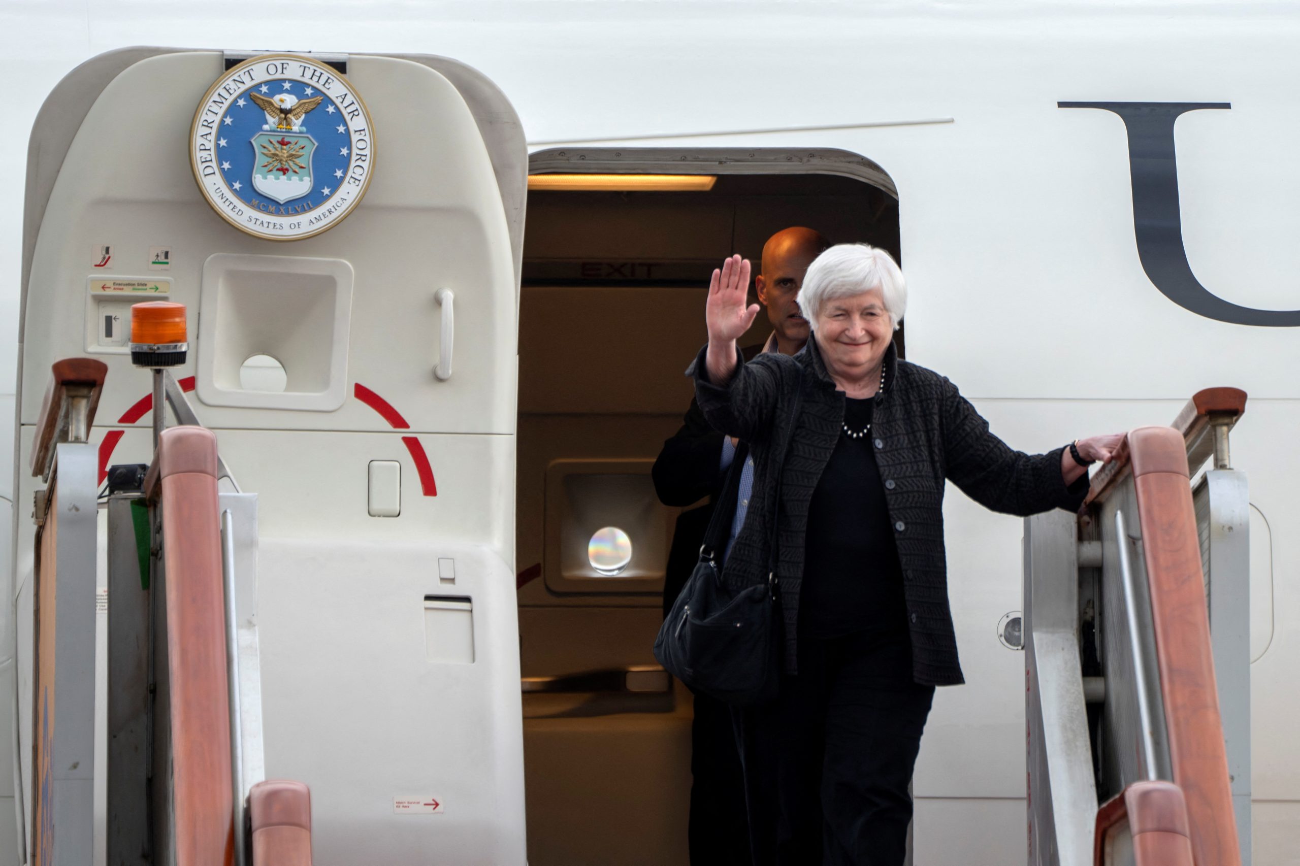 Yellen back in China to talk economics