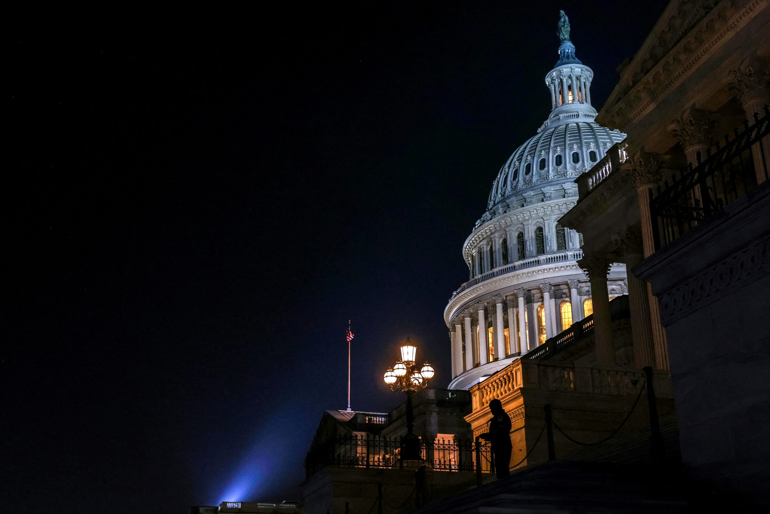 Congress goes into recess as legislative problems loom