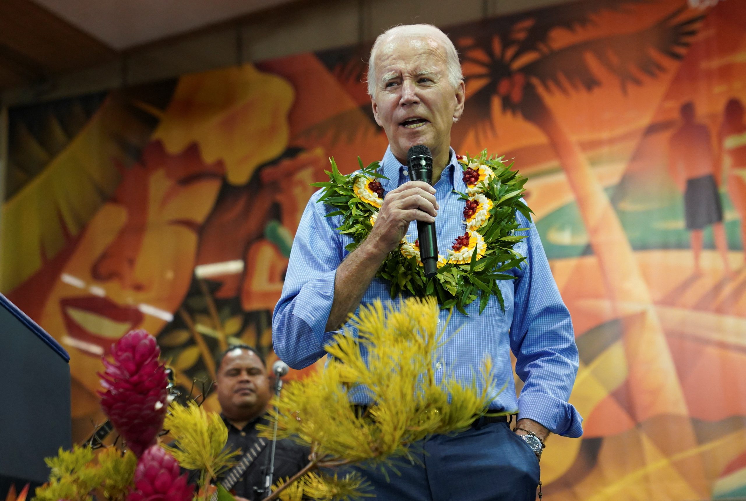 Biden visits Maui, promises to help rebuild