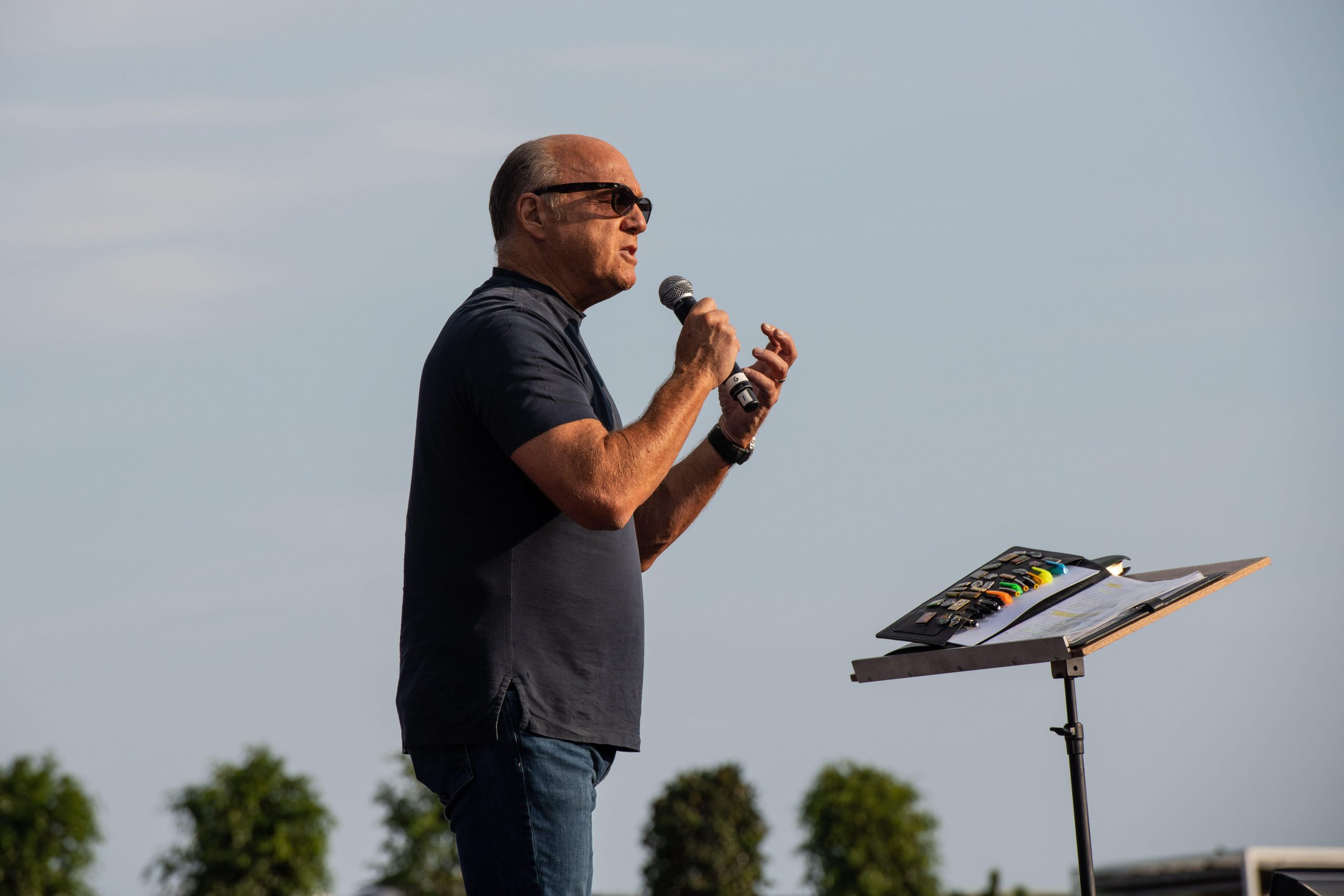 7,000 give lives to Christ in Greg Laurie’s 34th Harvest Crusade