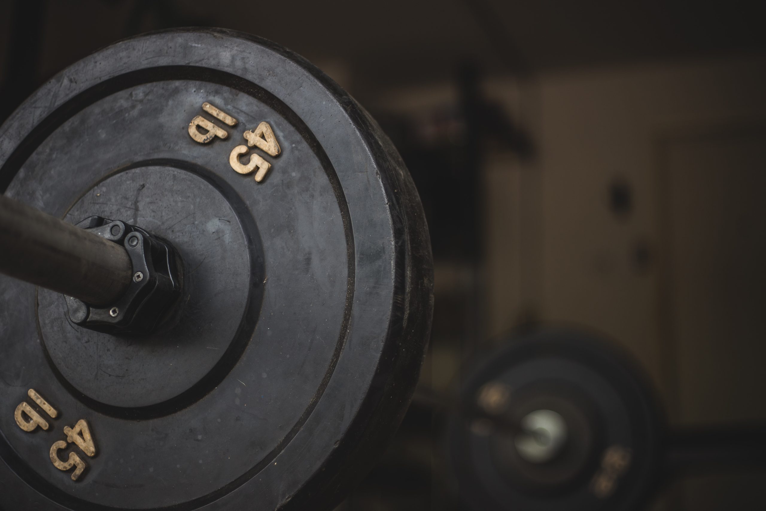 Bearded ‘Woman’ sets new Canadian Woman’s bench press record