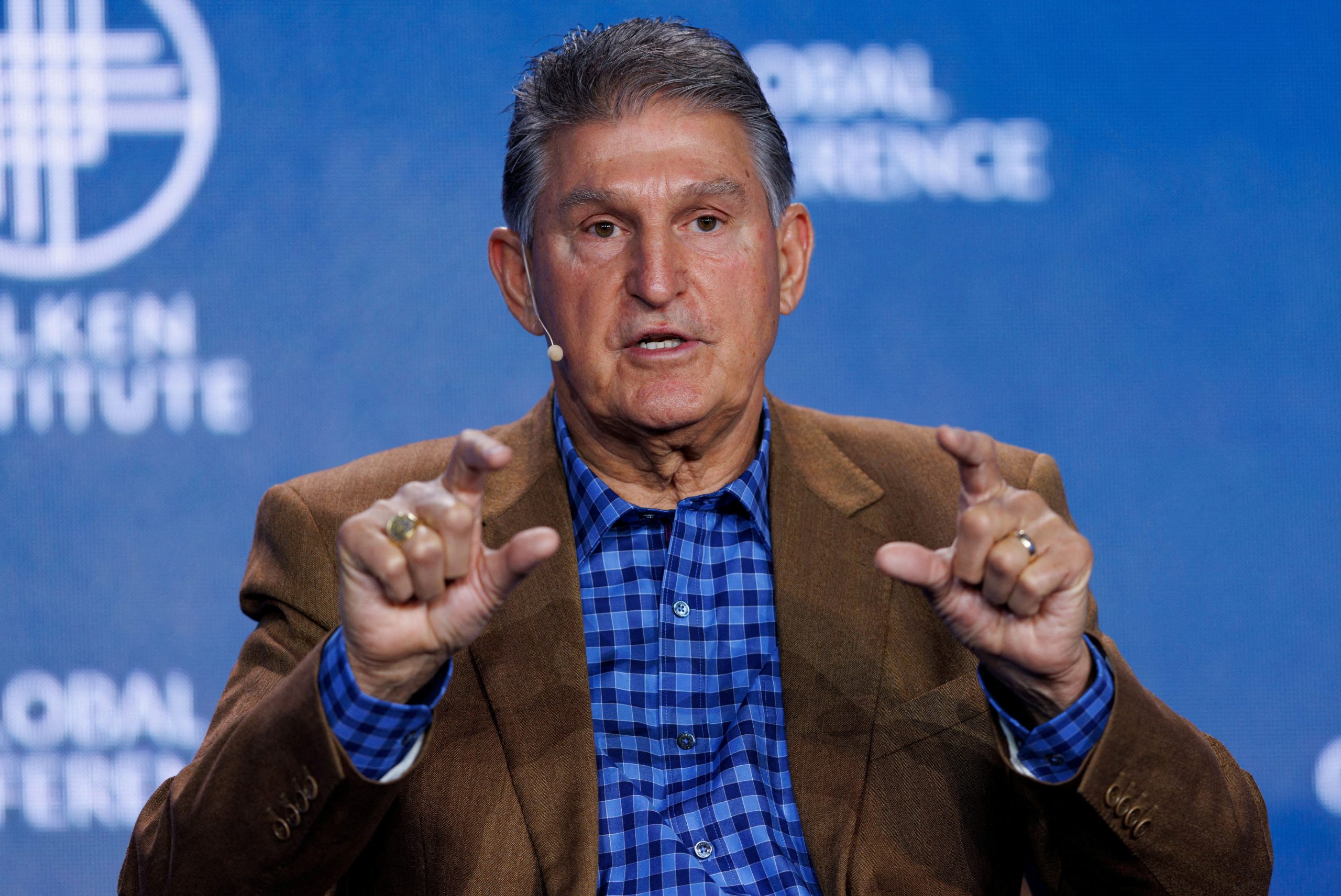 Manchin’s Iowa trip kindles rumors of third-party presidential run