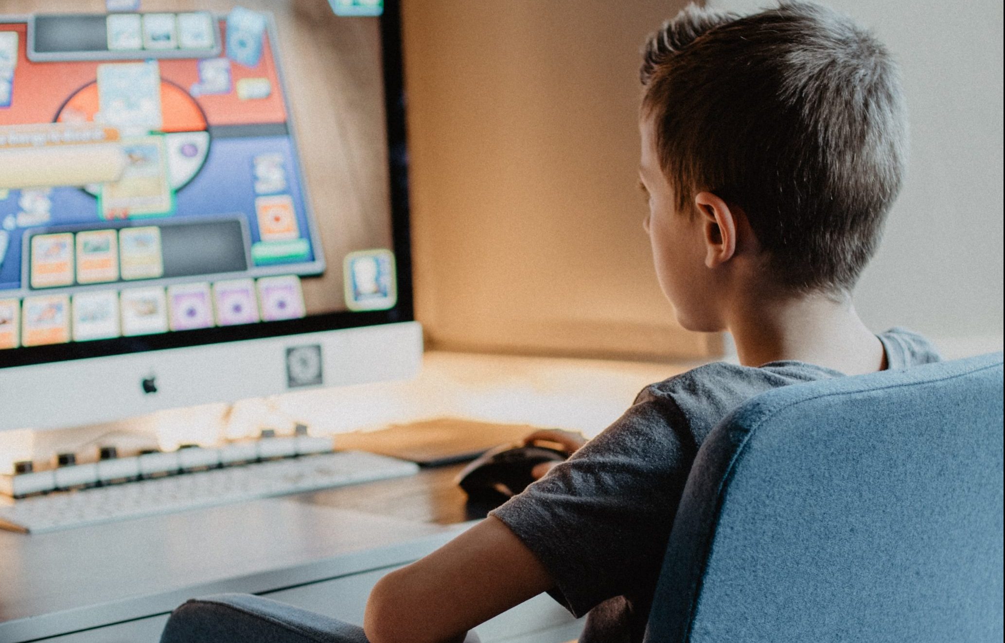 Screen time linked to increased risk of OCD in adolescents