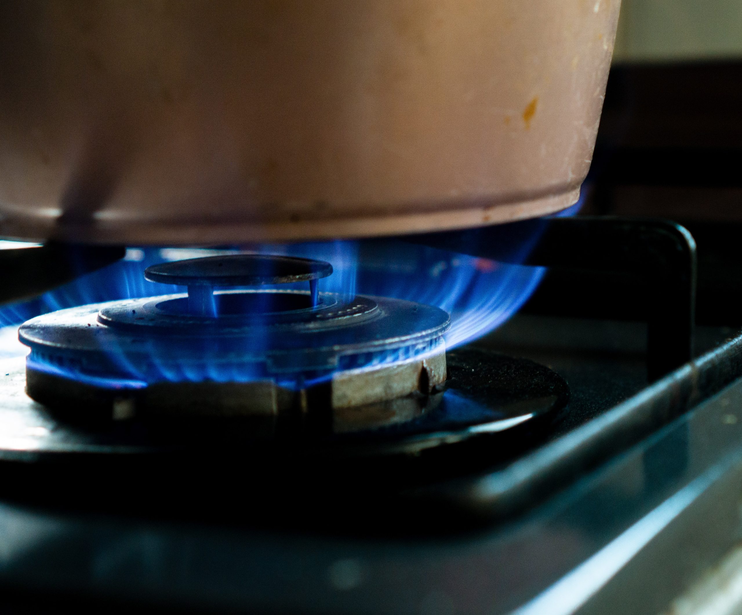 House passes bipartisan measure to protect gas stoves