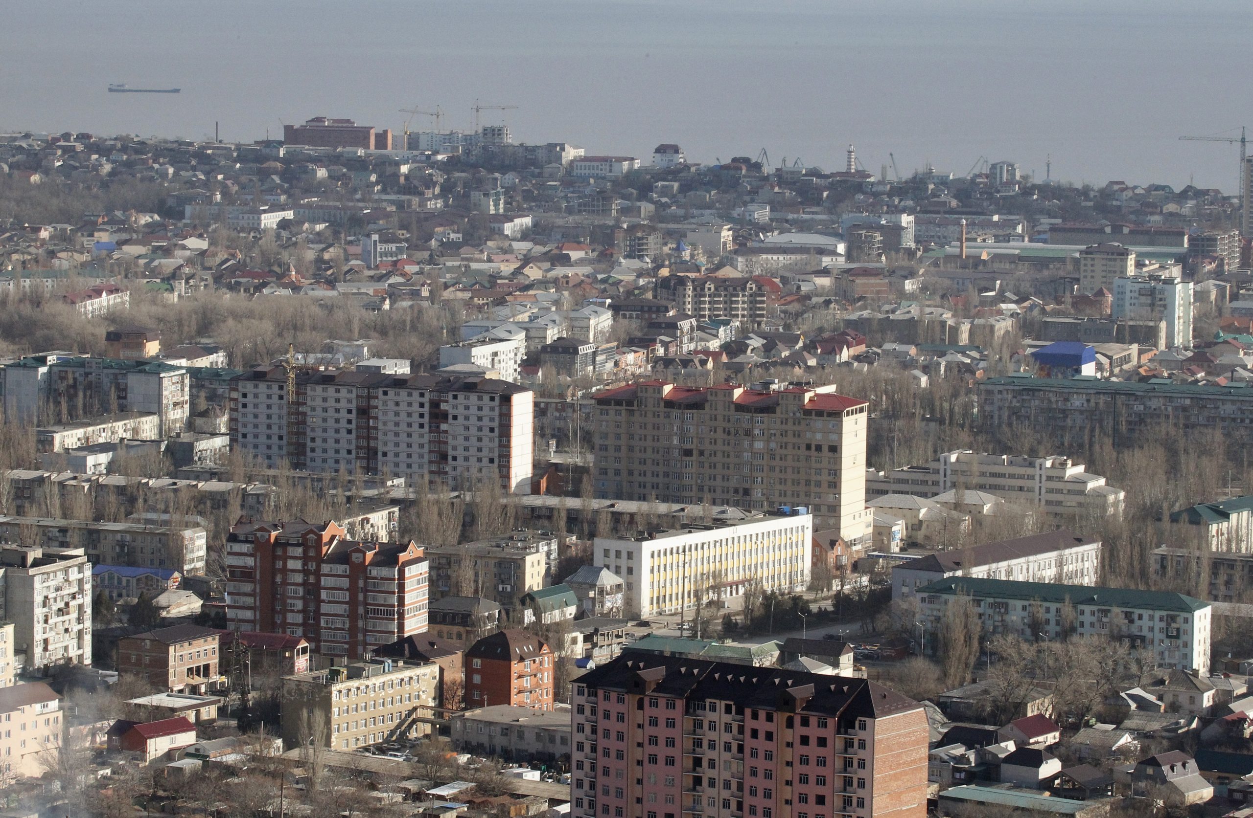 Russian mob storms airport looking for Jewish passengers