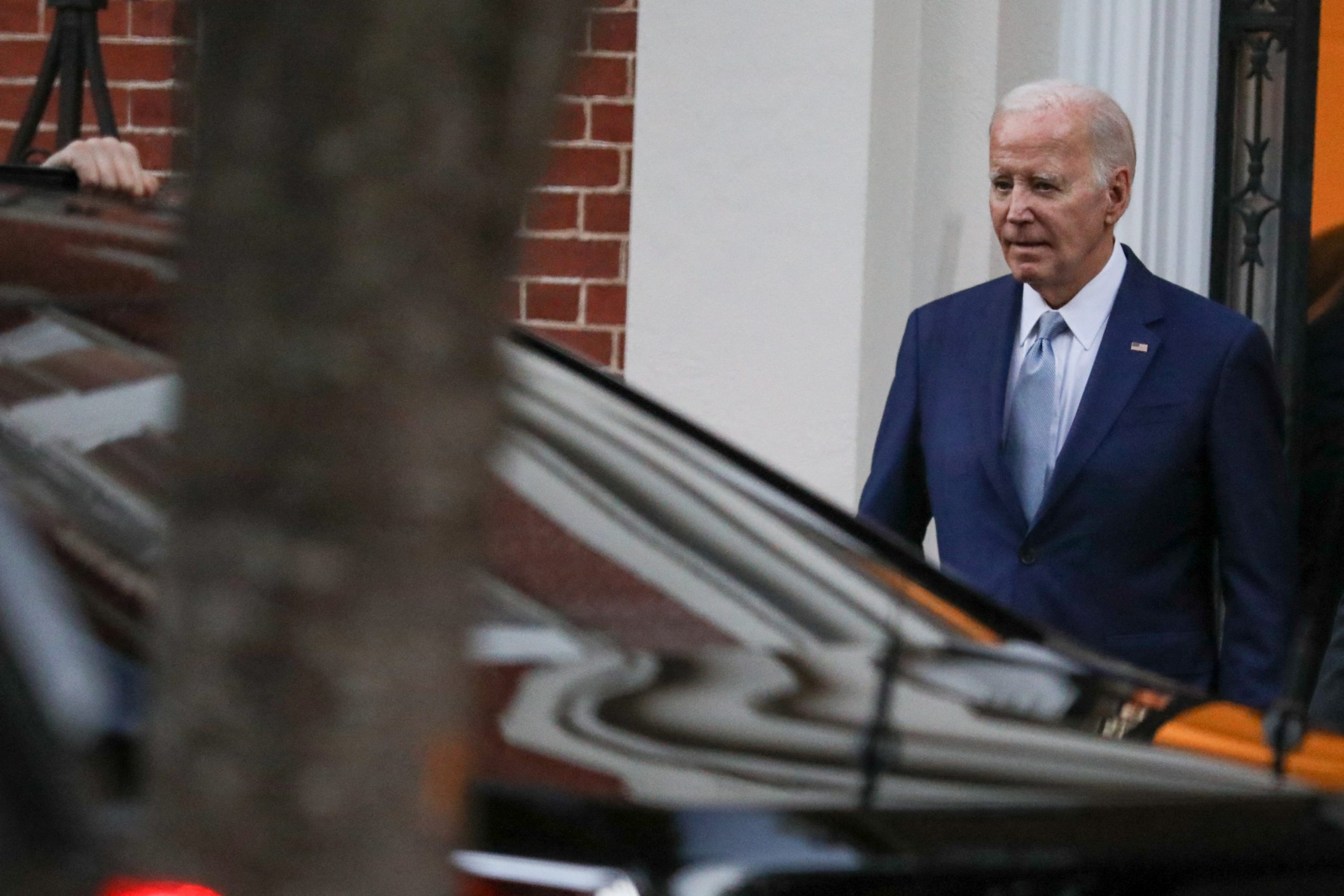 Biden suggests ‘pause’ in fighting during interrupted speech